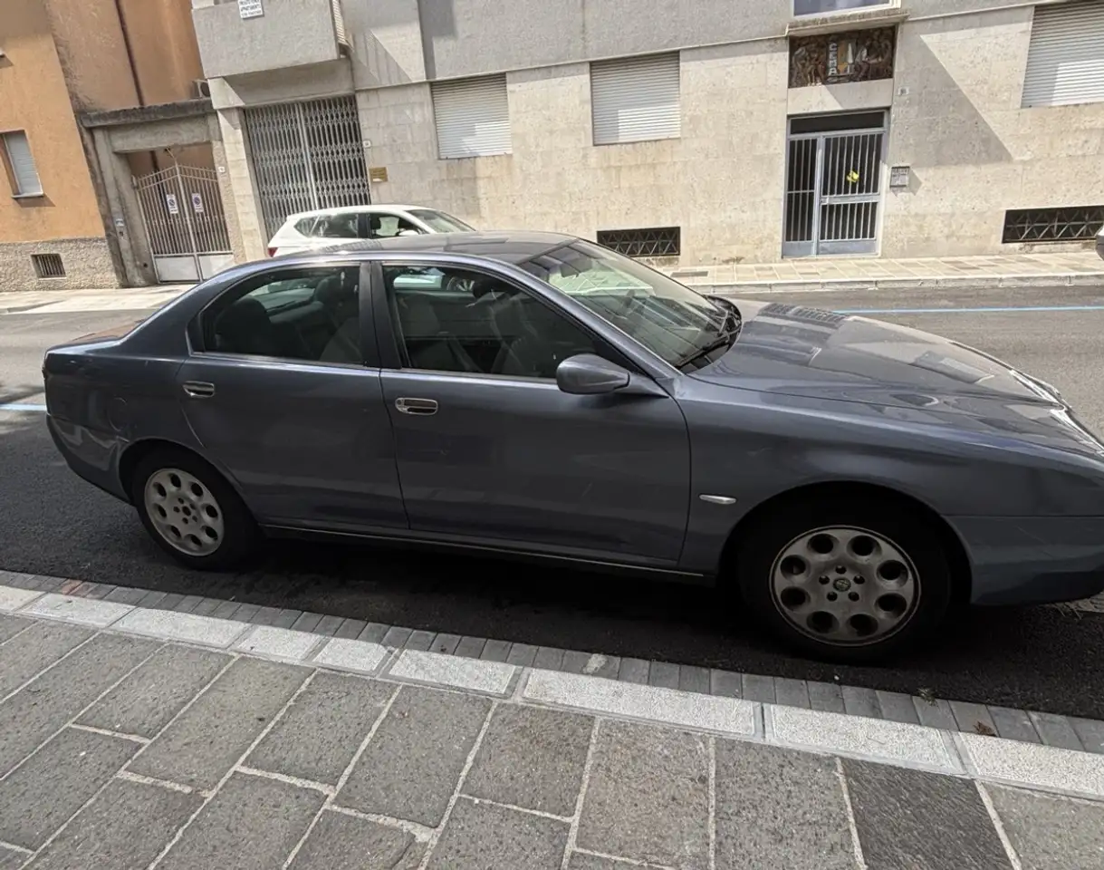 Alfa Romeo 166 2.0 Twin Spark 155 CV, foto 3