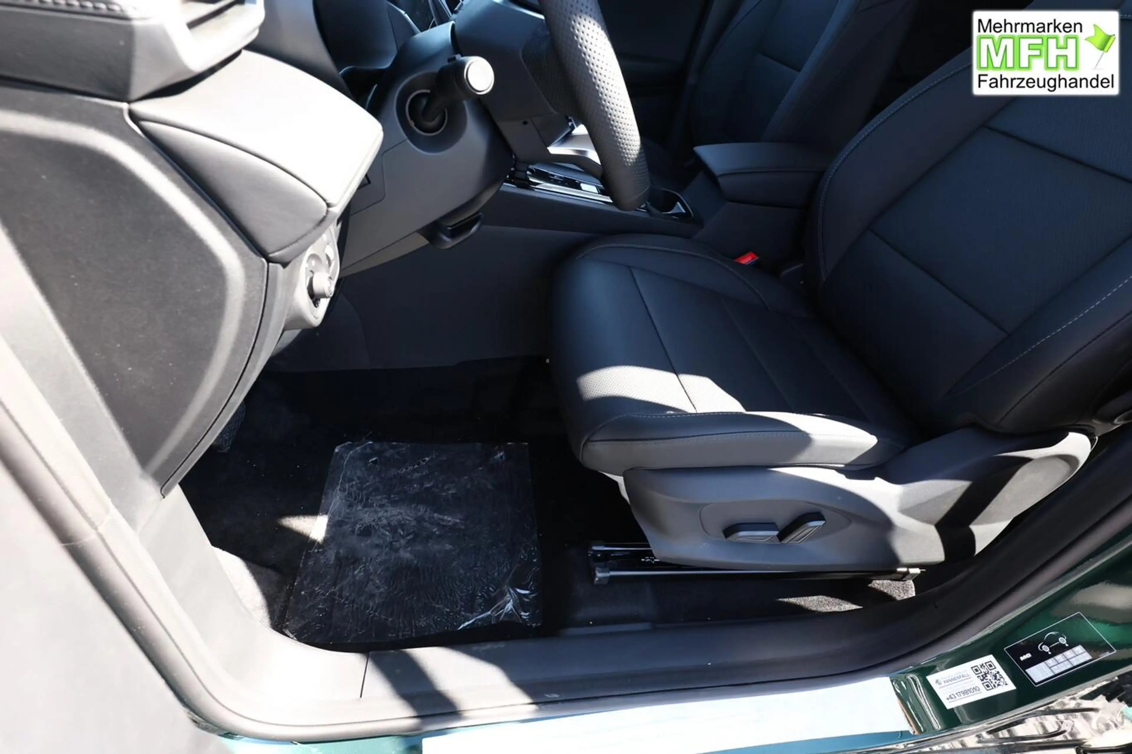 MG ZS Luxury Hybrid+ ACC 360Kam Nav LED SHZ TotW 145 ... — photo 12