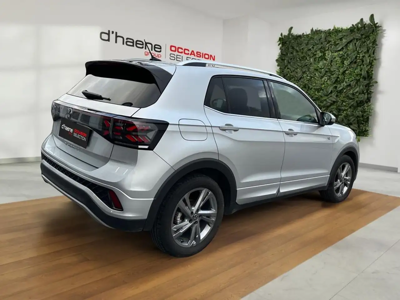 Volkswagen T-Cross T-Cross R-Line Business Premium 1.0 TSI 85 kW (116 ch) 6 vitesses manuel 14