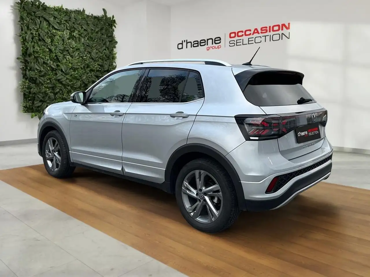 Volkswagen T-Cross T-Cross R-Line Business Premium 1.0 TSI 85 kW (116 ch) 6 vitesses manuel 5