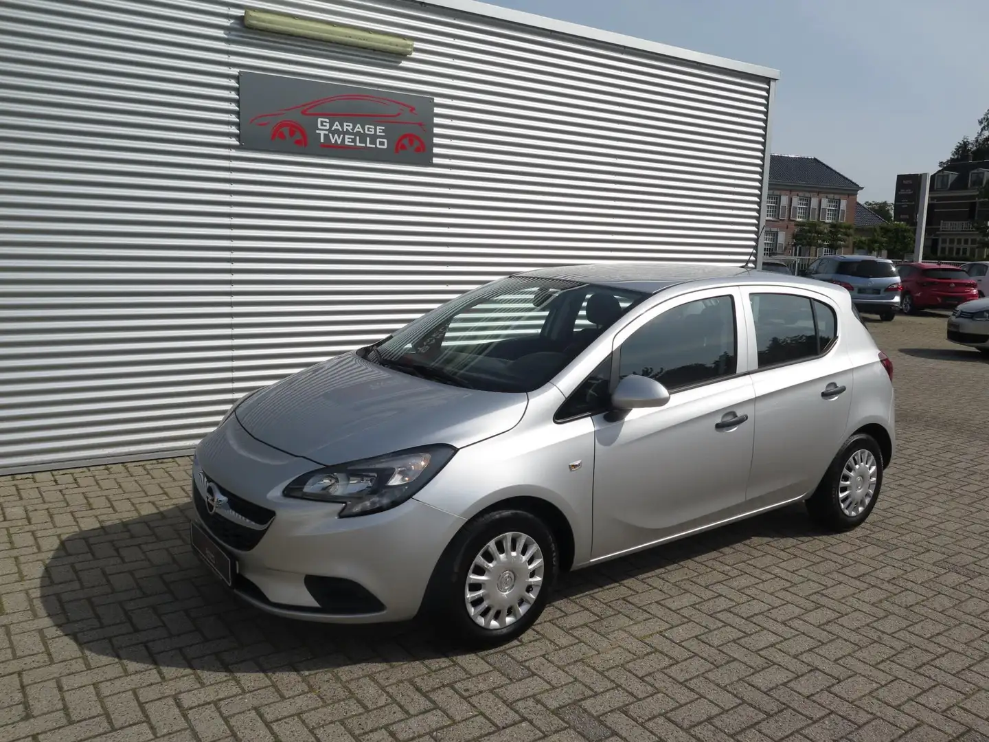 Opel Corsa 1.2 airco ,cd-speler, metallic-lak, getint glas, Zilver - 2