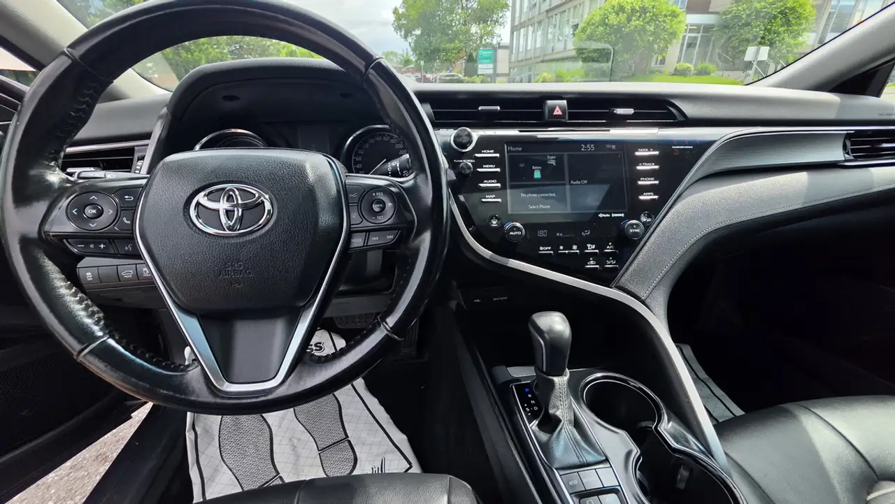 Toyota Camry photo Toyota Camry