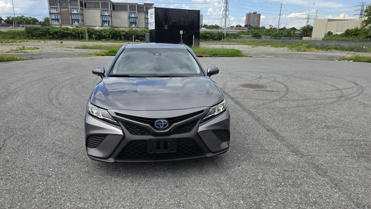 Toyota Camry photo Toyota Camry