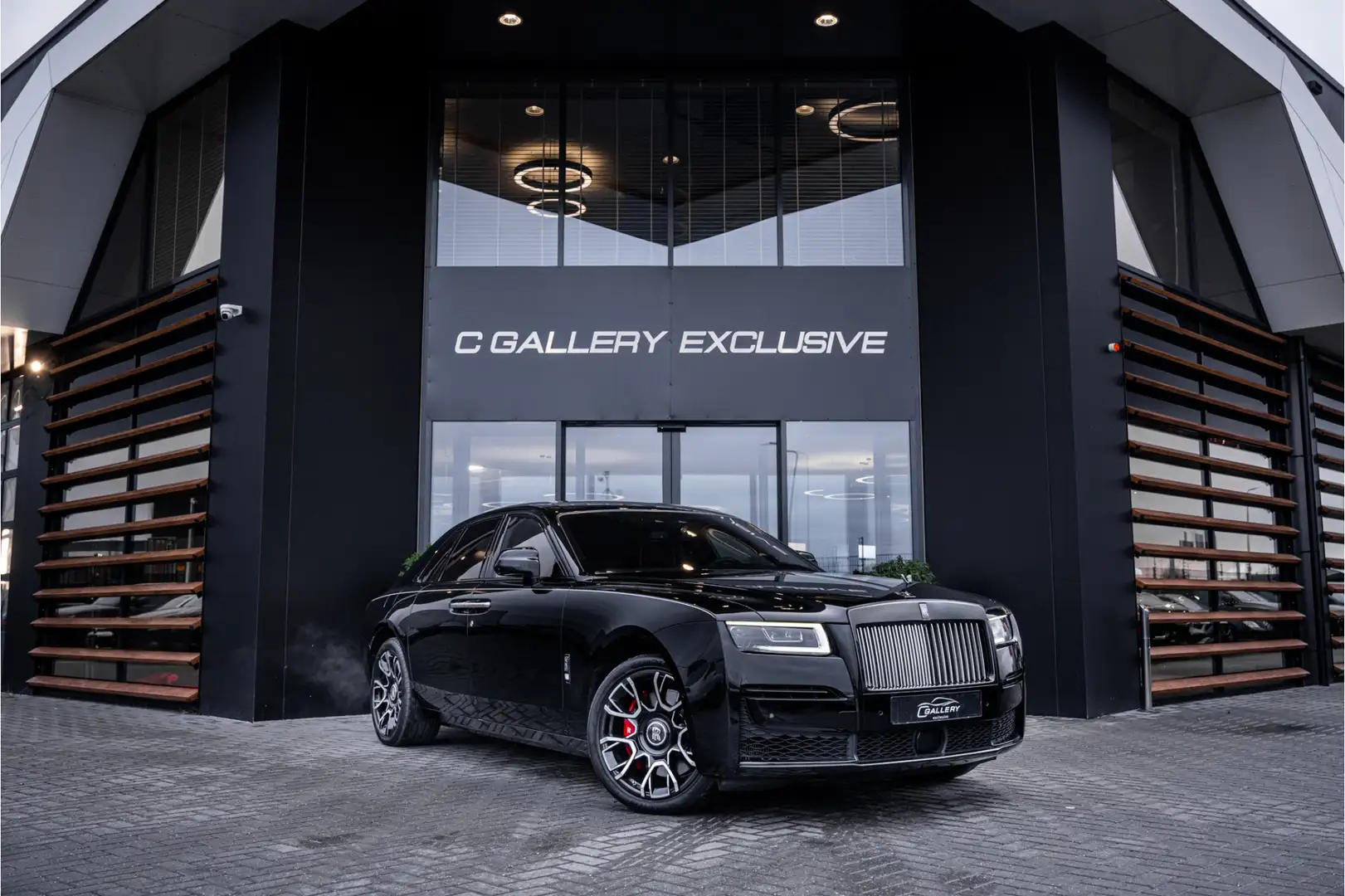 Rolls-Royce Ghost 6.75 V12 - Black Badge | Sterrenhemel | Bespoke Au Schwarz - 1