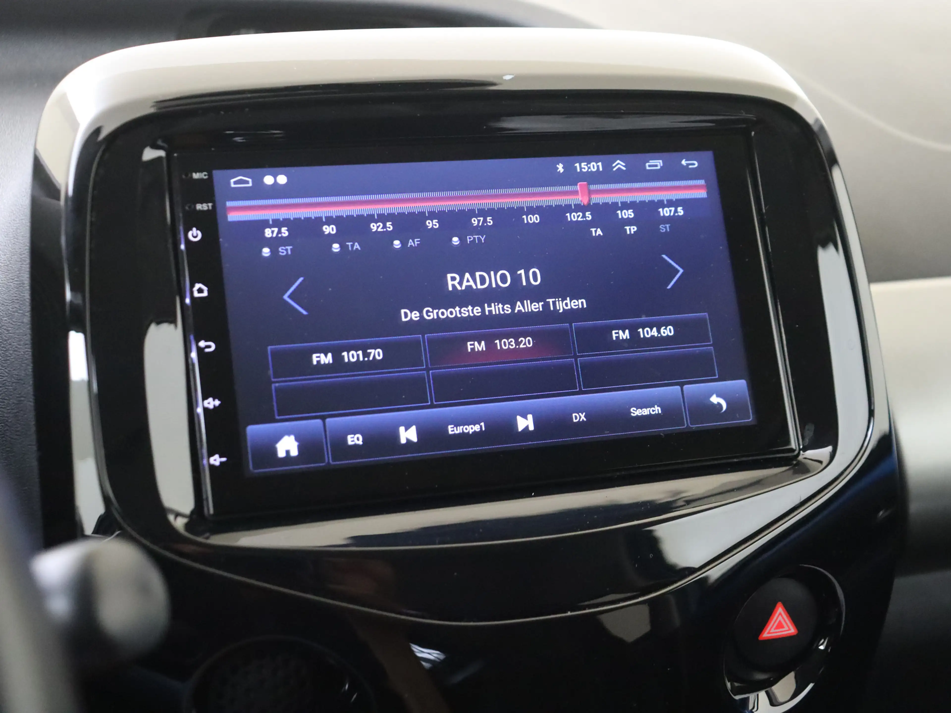 Peugeot 108 1.0 e-VTi Allure YP — photo 14