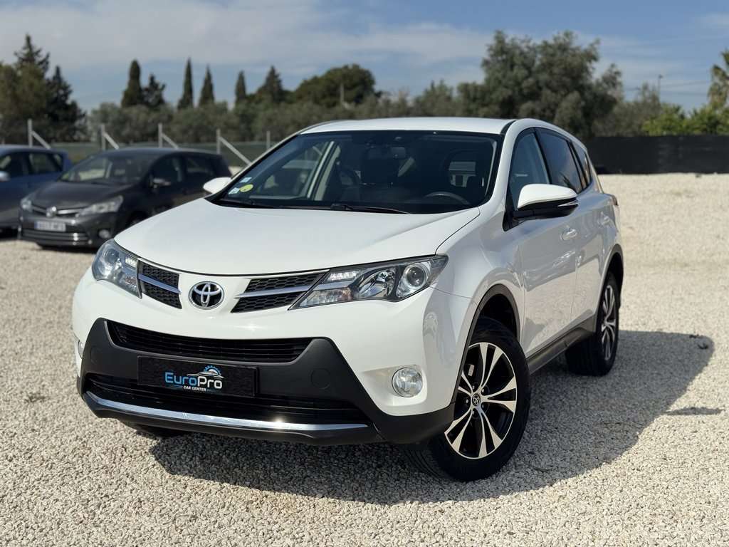 Toyota RAV 4 120D Advance 4x2 - foto 1