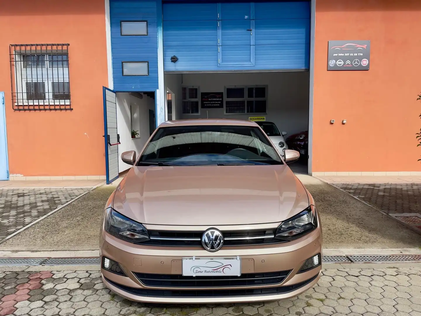 Volkswagen Polo 1.0 Comfortline-Full Optional Bronzo - 2