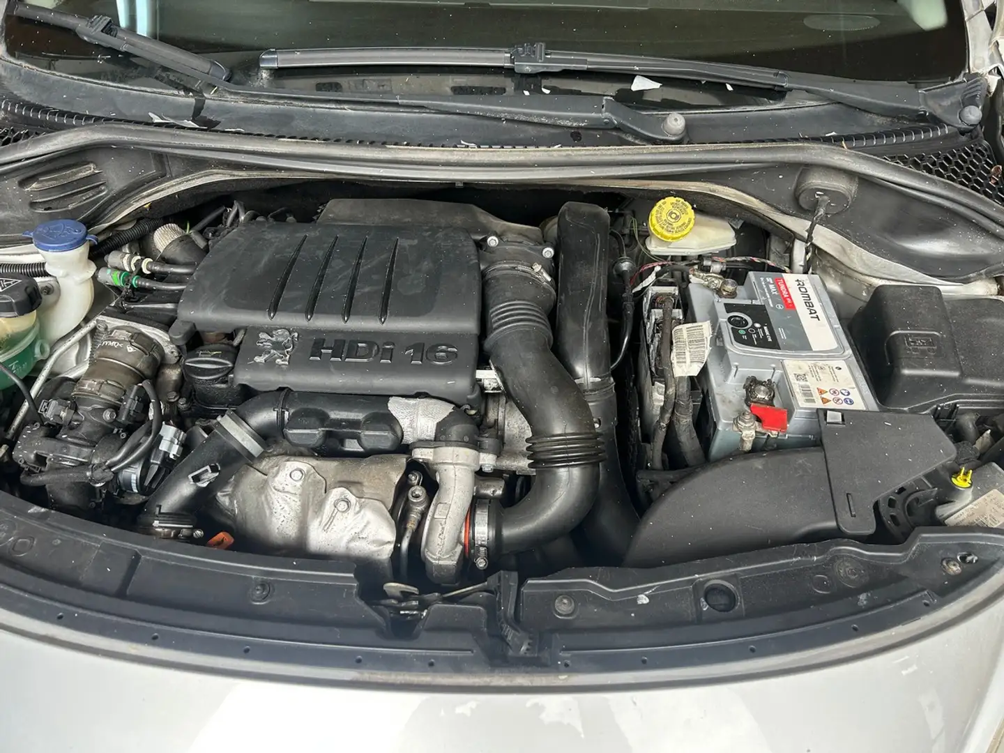 Peugeot 207 HDI 90 CV CLIM PETIT PRIX CT A JOUR Gris - 2