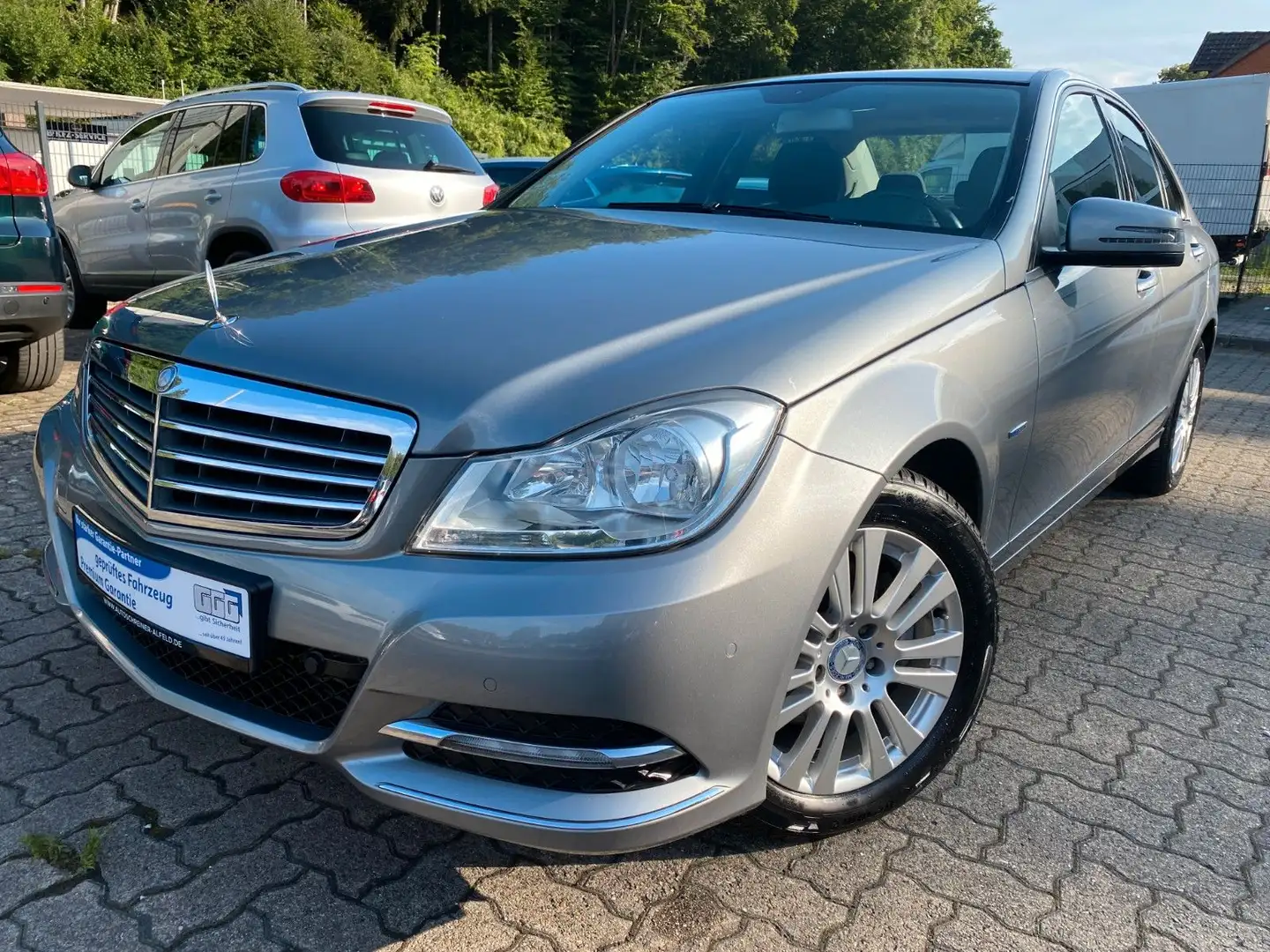 Mercedes-Benz C 180 Lim. CGI BlueEfficiency KAMERA SHZ NAVI Argento - 1