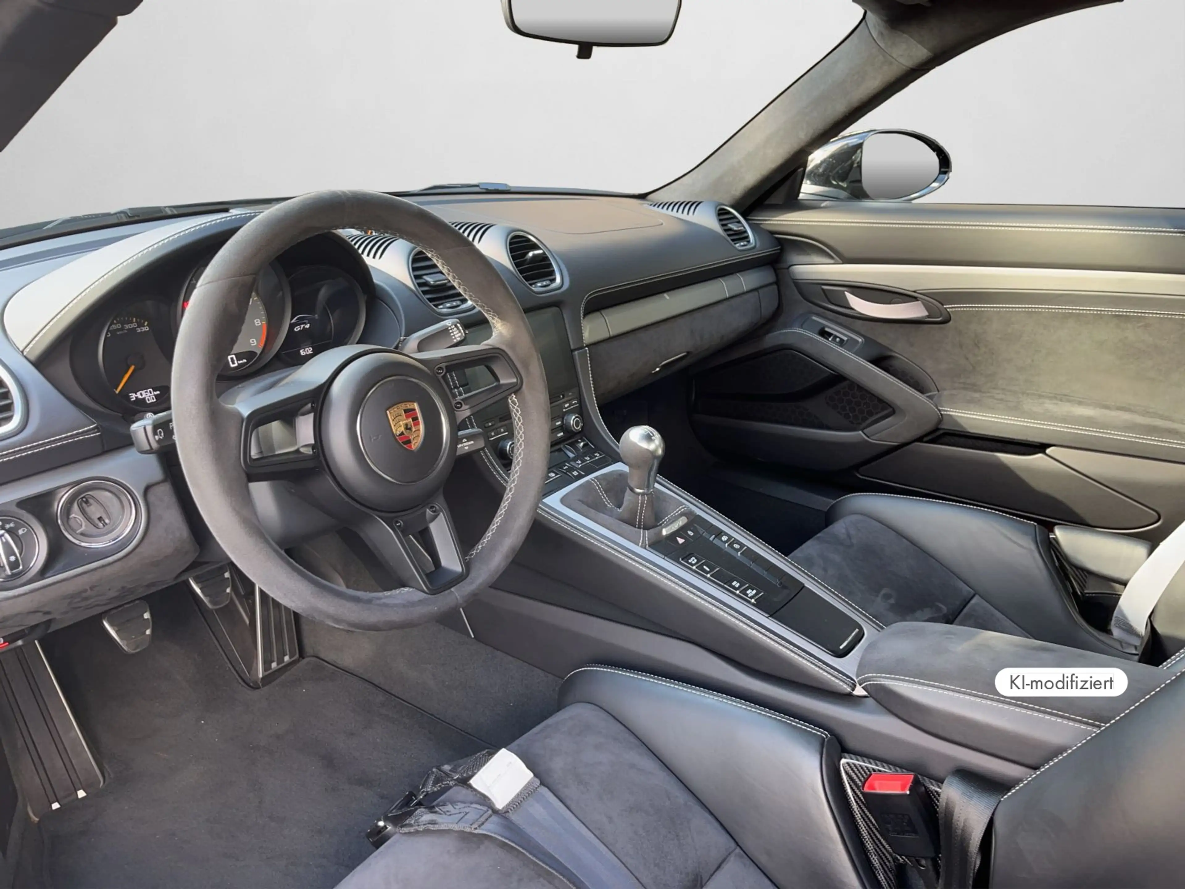 Porsche Cayman 718 GT4 — photo 4