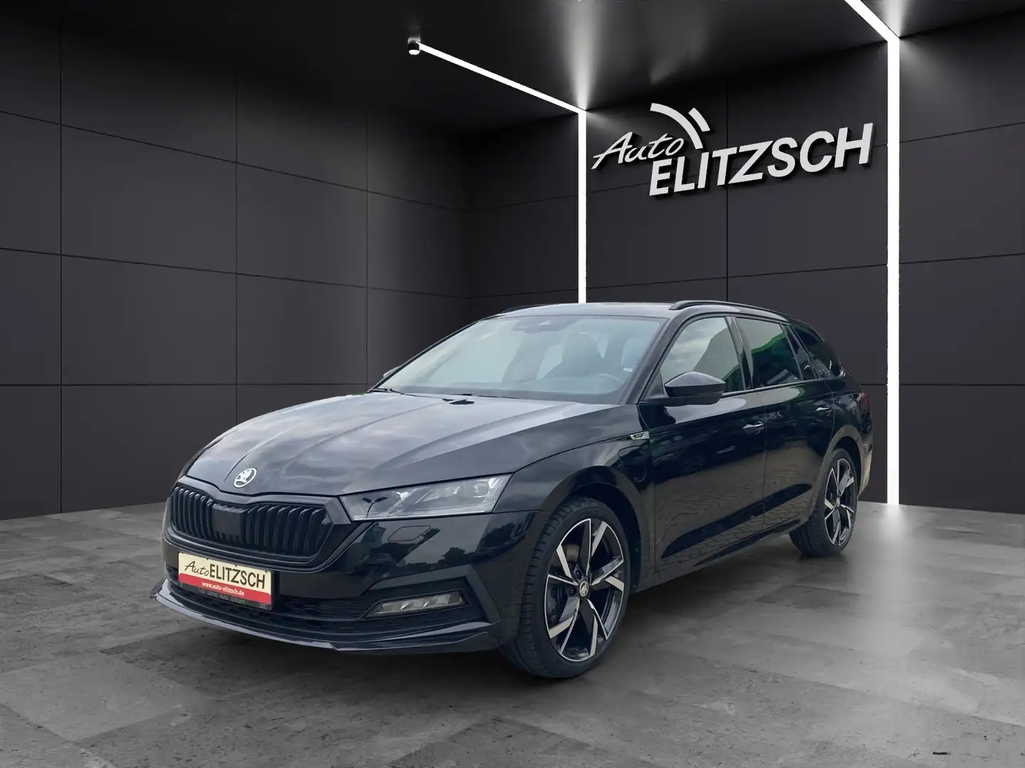 Skoda Octavia Combi iV Sportline DSG Matrix AHK Navi HUD ACC ... Schwarz - 2
