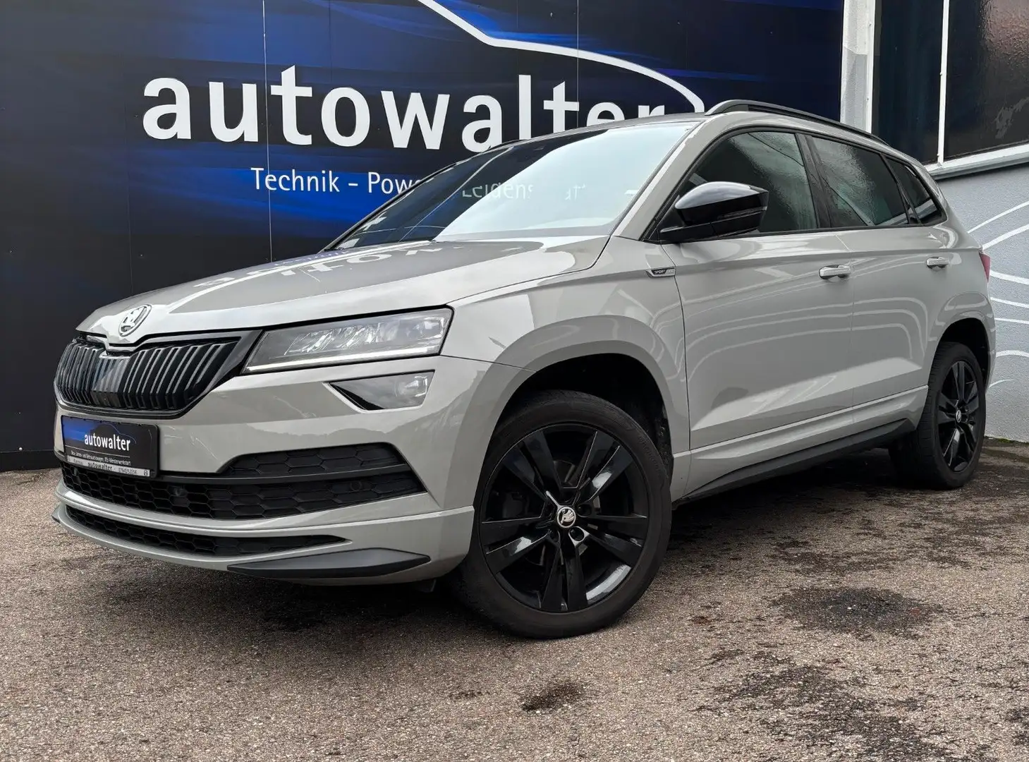 Skoda Karoq Sportline Gris - 1