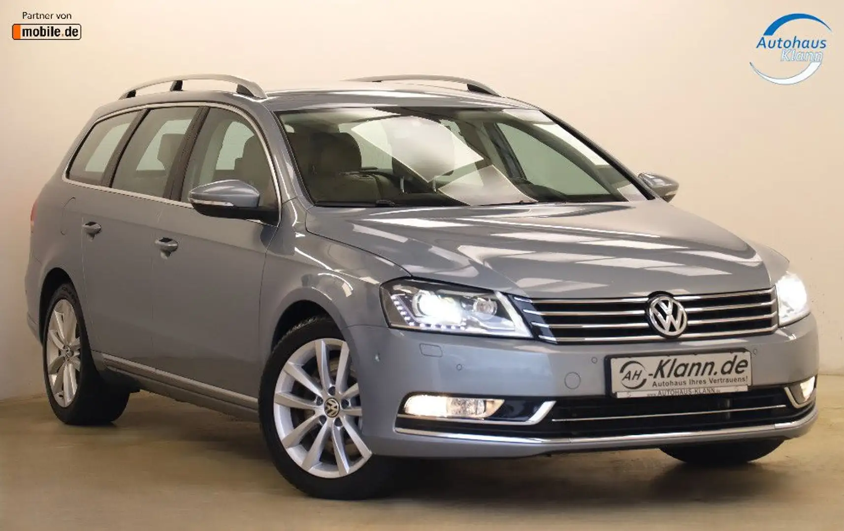Volkswagen Passat 3.6 FSI 299PS DSG Highline 4Motion DCC Grau - 1