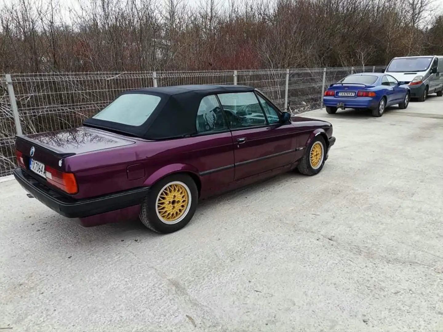 BMW 318 318i Violett - 2