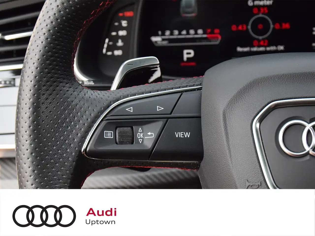 Audi RS Q8 photo Audi RS Q8
