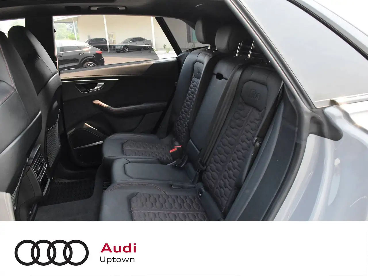Audi RS Q8 photo Audi RS Q8