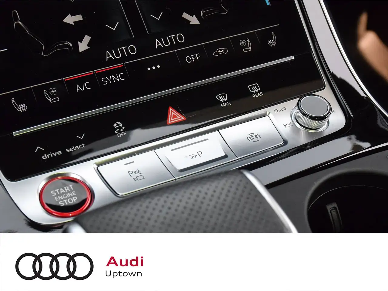 Audi RS Q8 photo Audi RS Q8