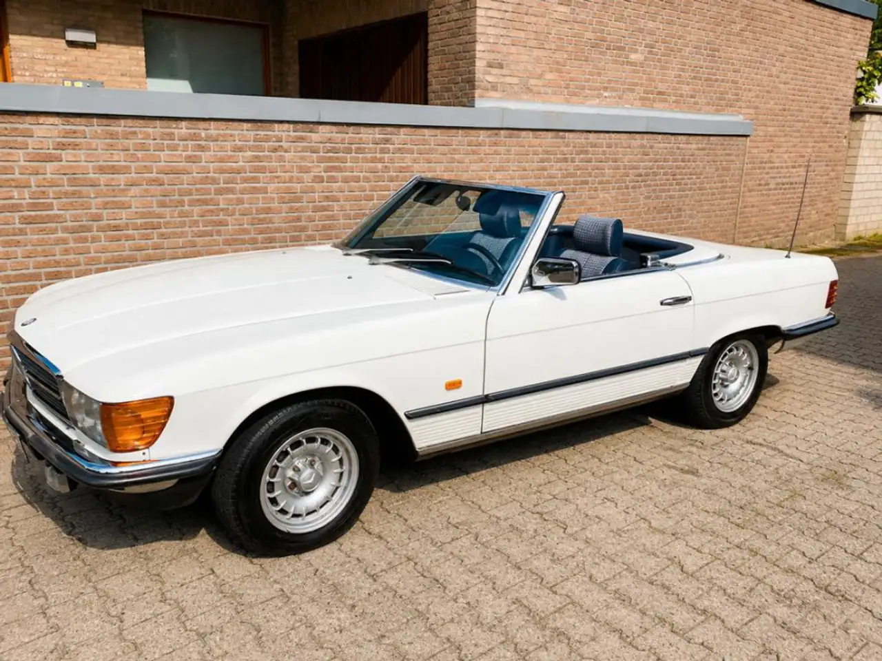 Mercedes-Benz 280 Cabrio, foto 1