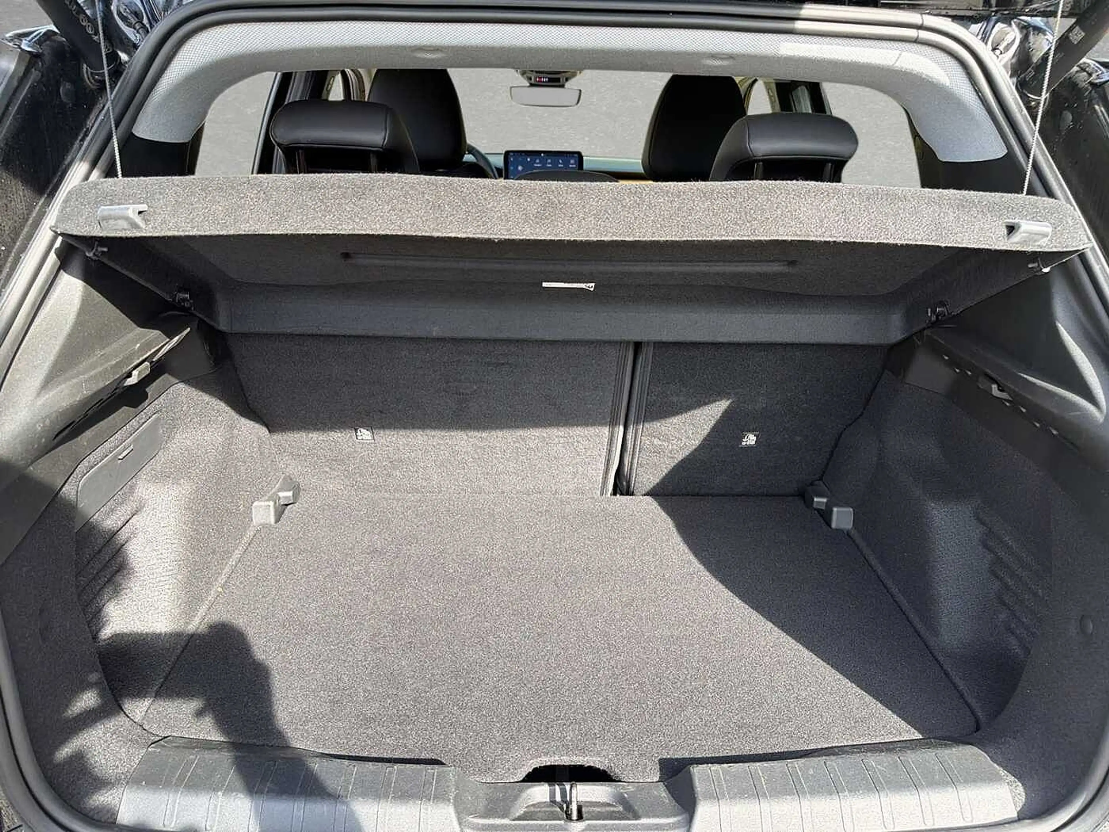 Jeep Avenger First Edition 54 kWh — photo 10