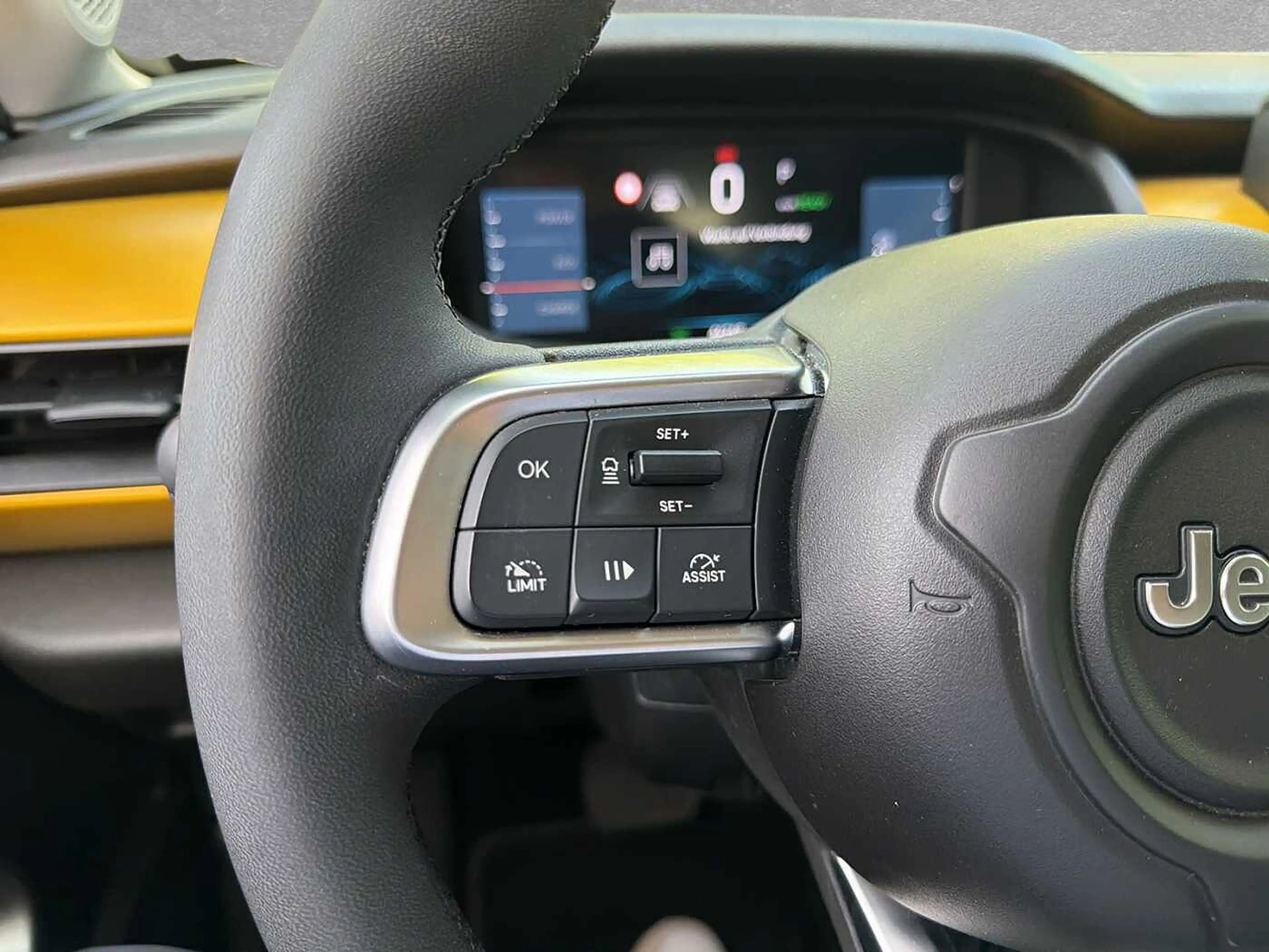 Jeep Avenger First Edition 54 kWh — photo 14