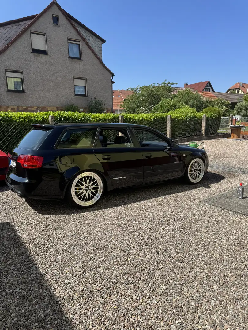 Audi A4 Avant 2.0 TDI DPF - 1