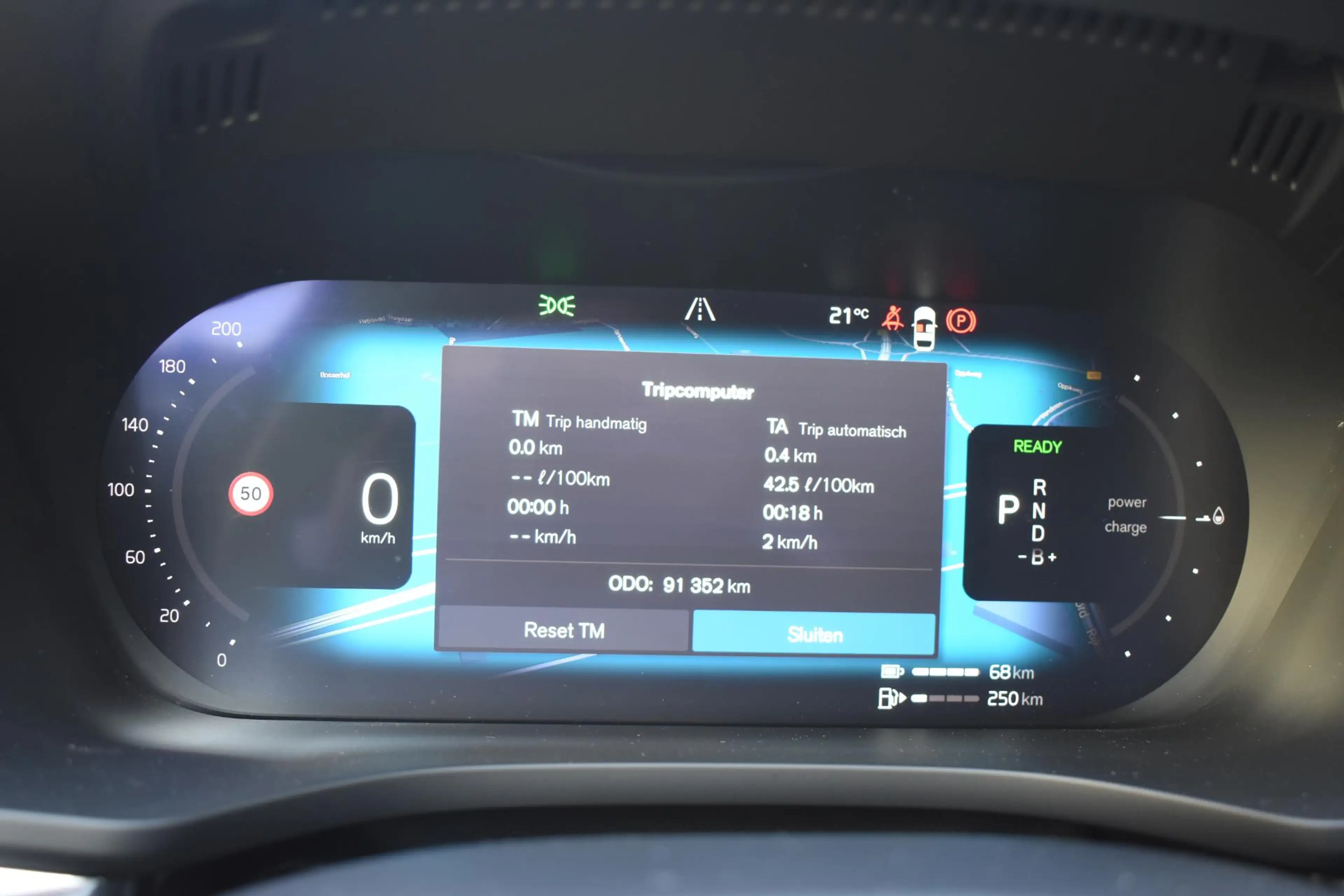 Volvo XC60 T6 350PK Plug-in hybrid AWD Plus Bright / Adaptive — photo 15