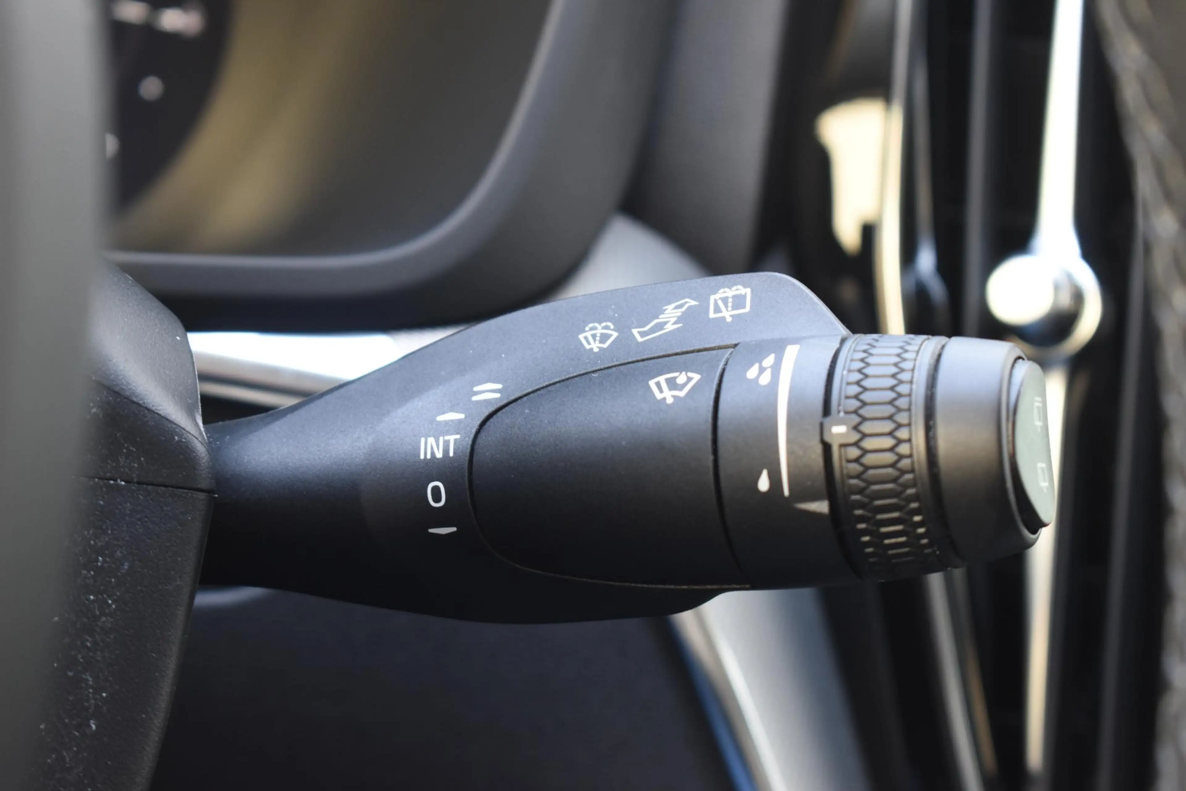 Volvo XC60 T6 350PK Plug-in hybrid AWD Plus Bright / Adaptive — photo 50