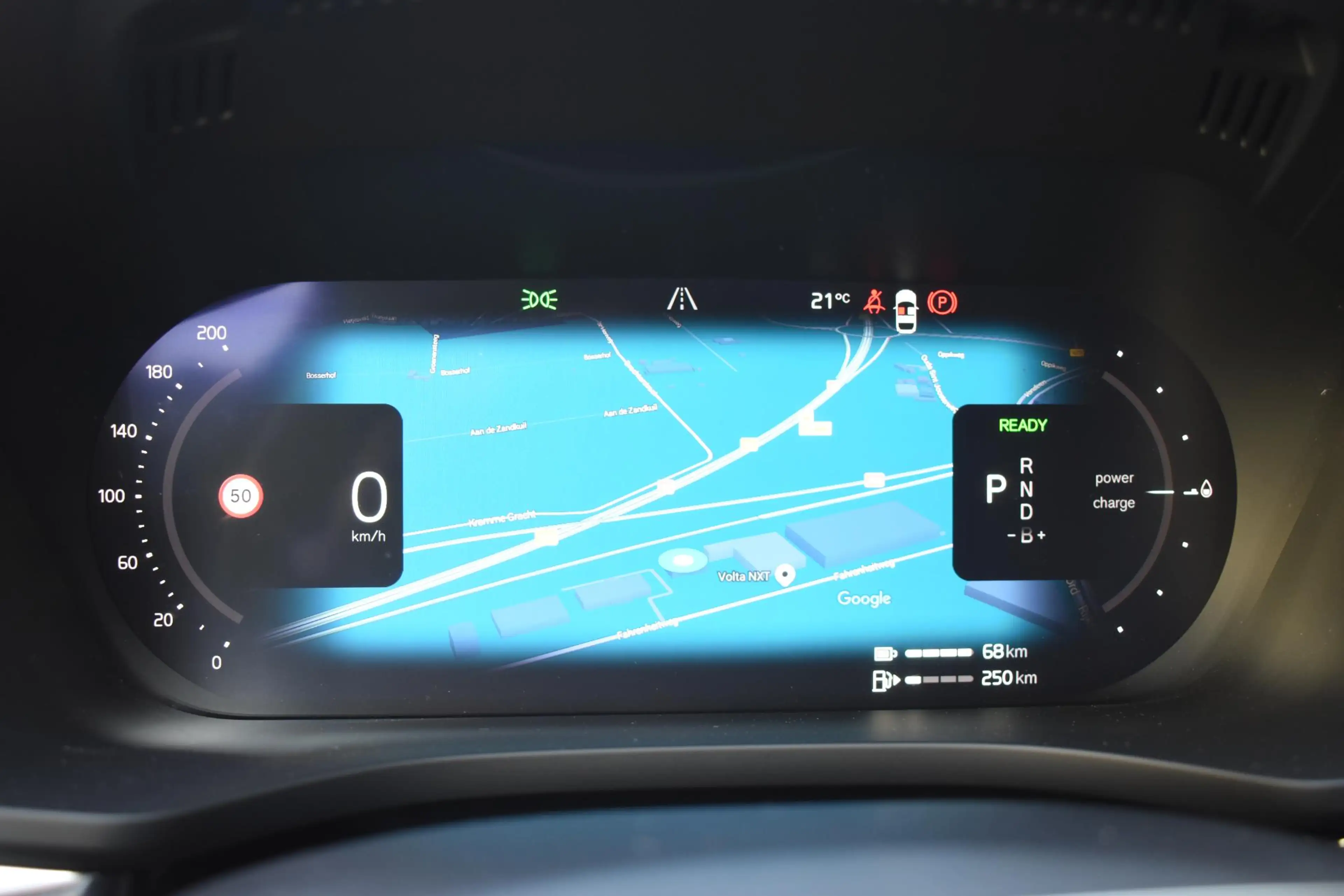 Volvo XC60 T6 350PK Plug-in hybrid AWD Plus Bright / Adaptive — photo 16