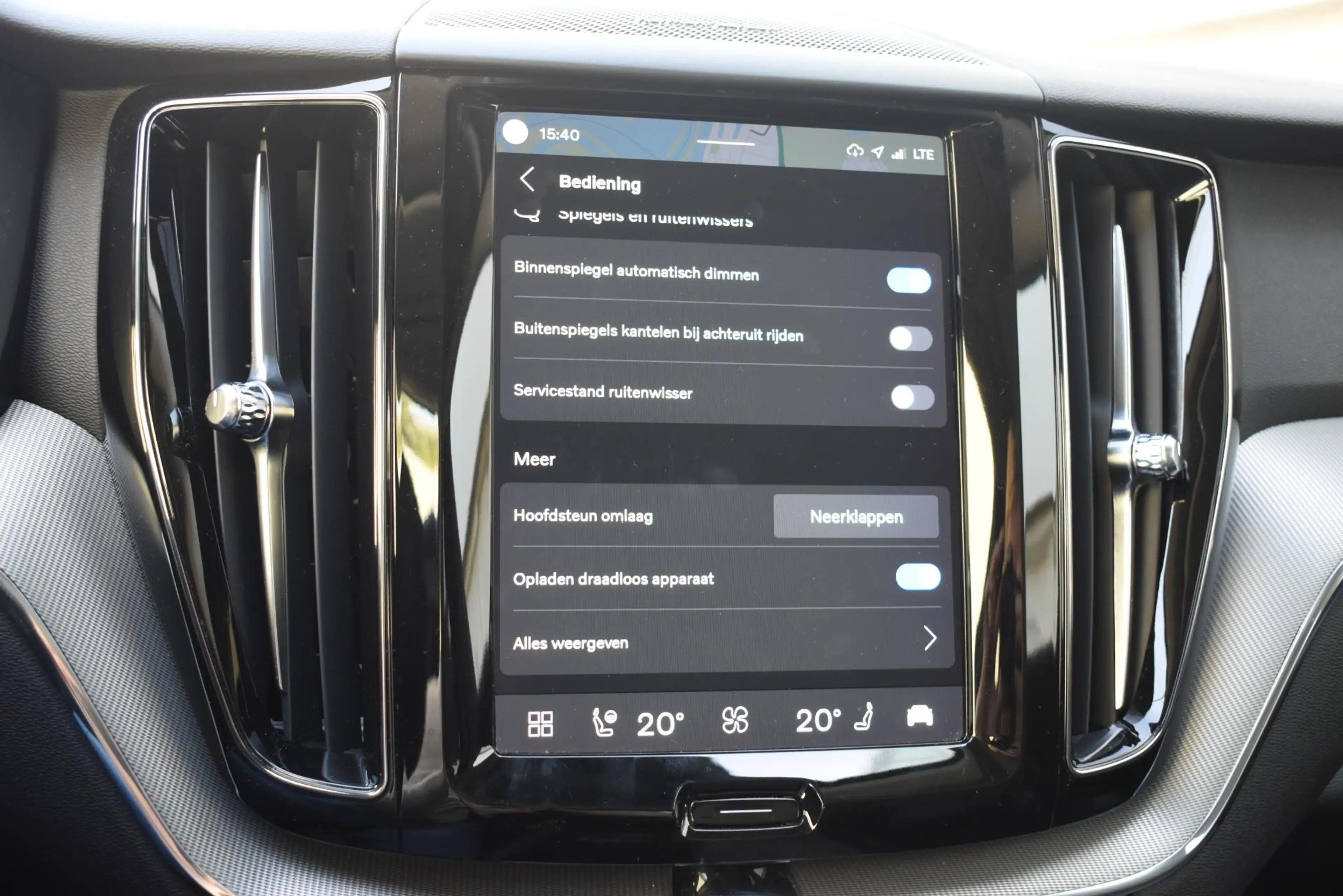 Volvo XC60 T6 350PK Plug-in hybrid AWD Plus Bright / Adaptive — photo 36