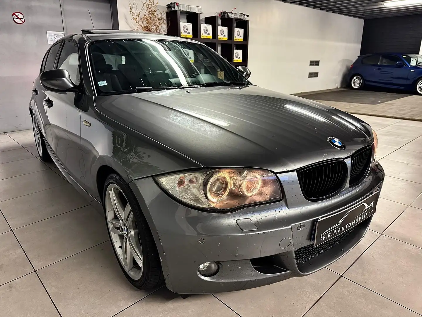 BMW 120 120d 177 ch Sport Design A Grey - 2