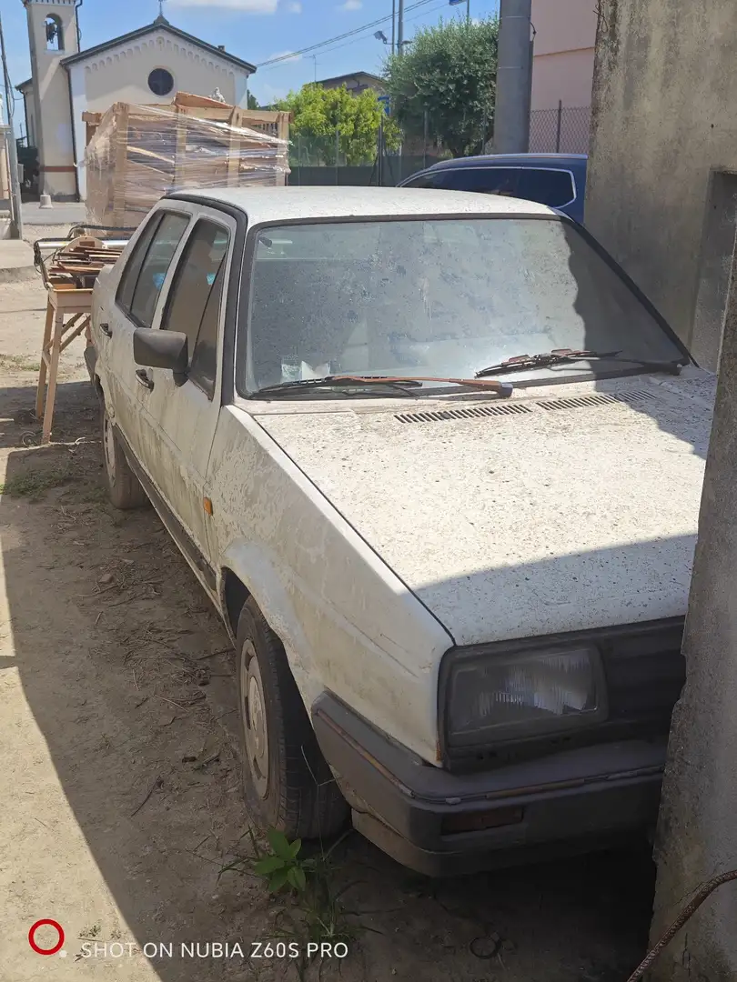 Volkswagen Jetta 1.3 GL - 1
