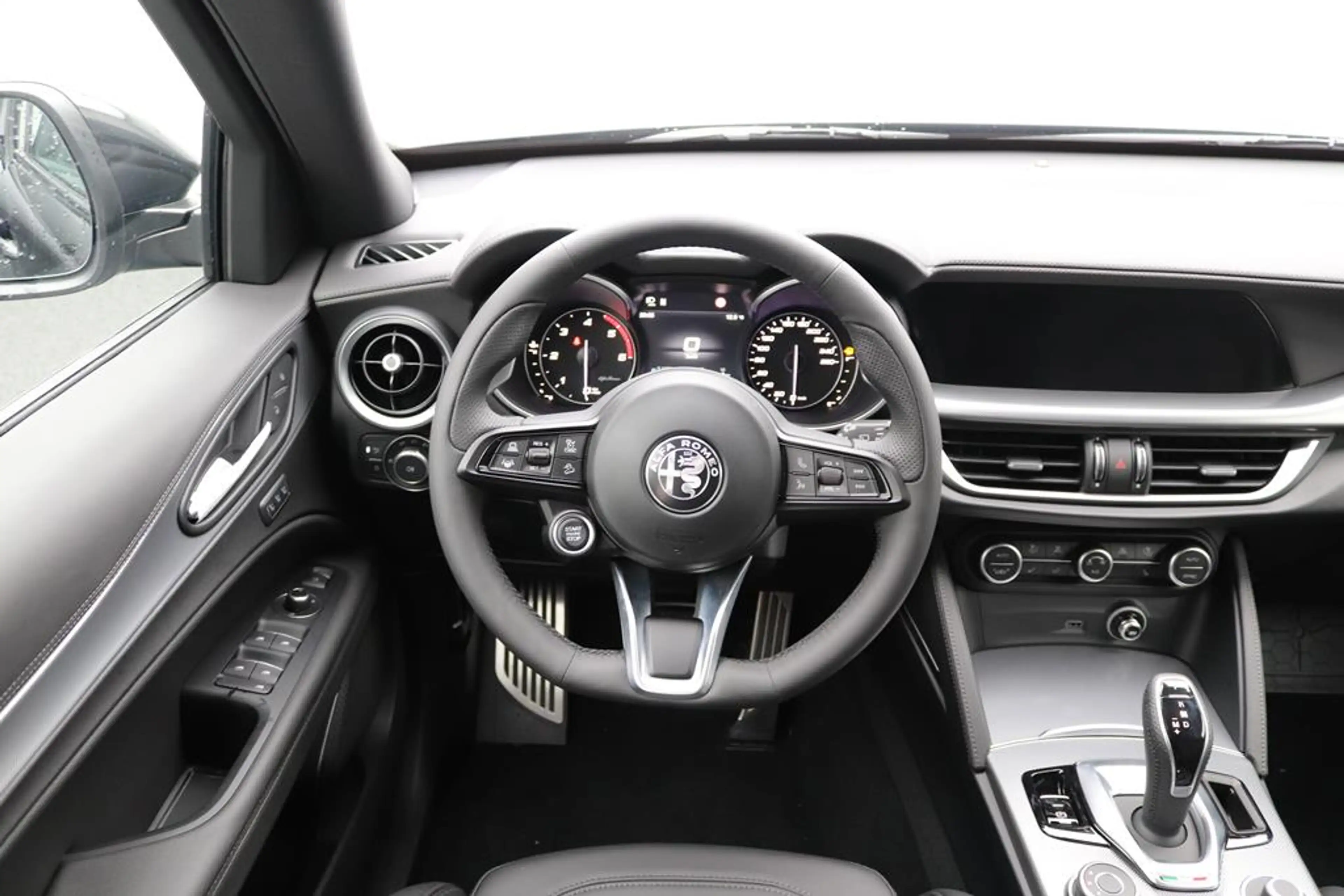 Alfa Romeo Stelvio (630) Veloce Q4 — photo 20
