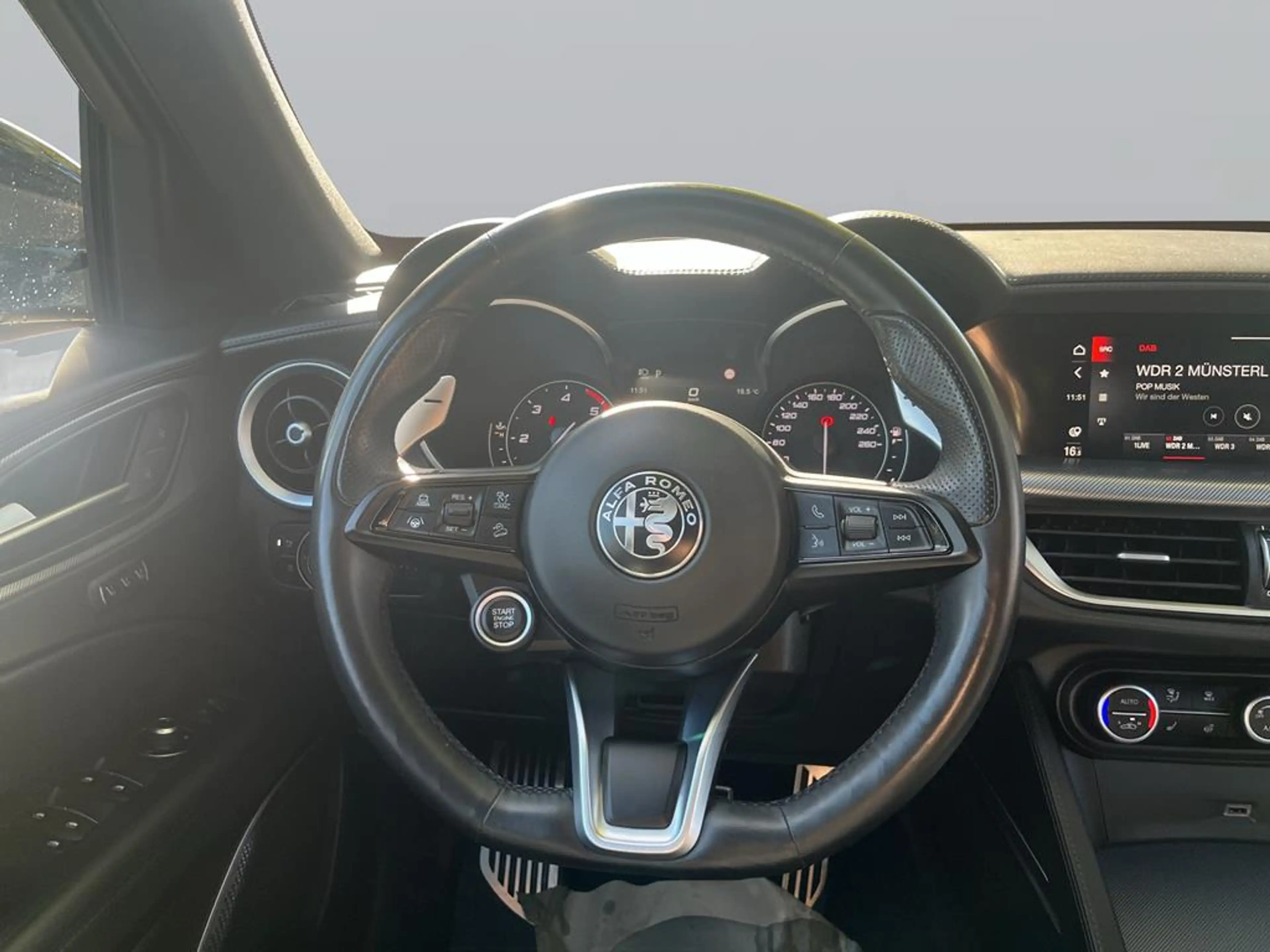 Alfa Romeo Stelvio (630) Veloce Q4 — photo 15