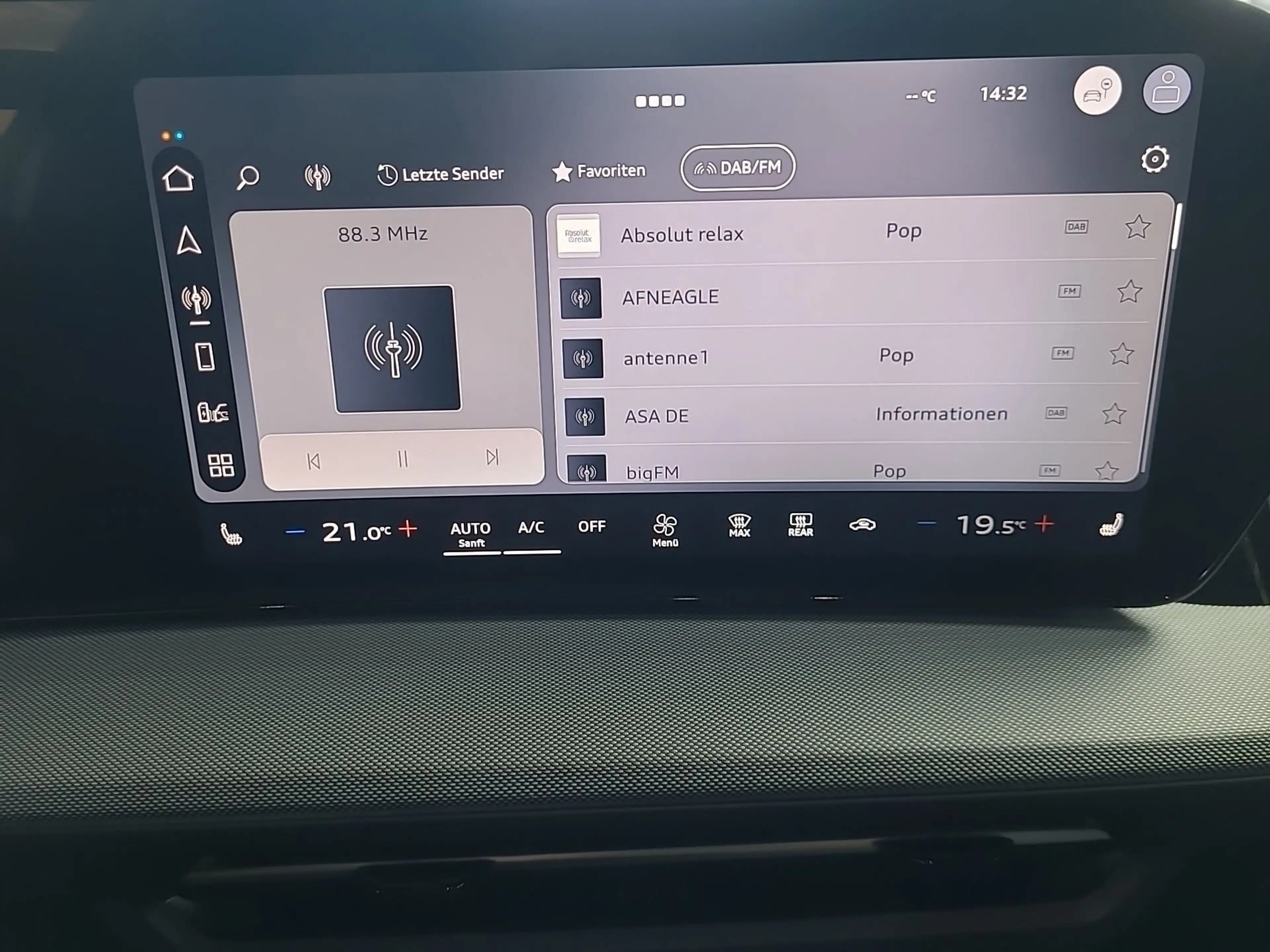 Audi Q4 e-tron Q4 Sportback e-tron Panoramadach*S-Line Exterieur* — photo 9