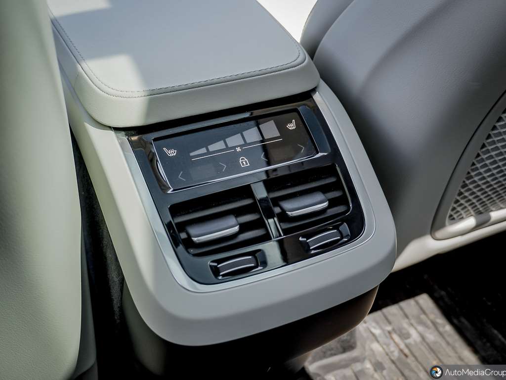 2025 Volvo XC90 Ultra|Clean Carfax|7 Seats|360 Camra|CarPlay |Pano thumb 16