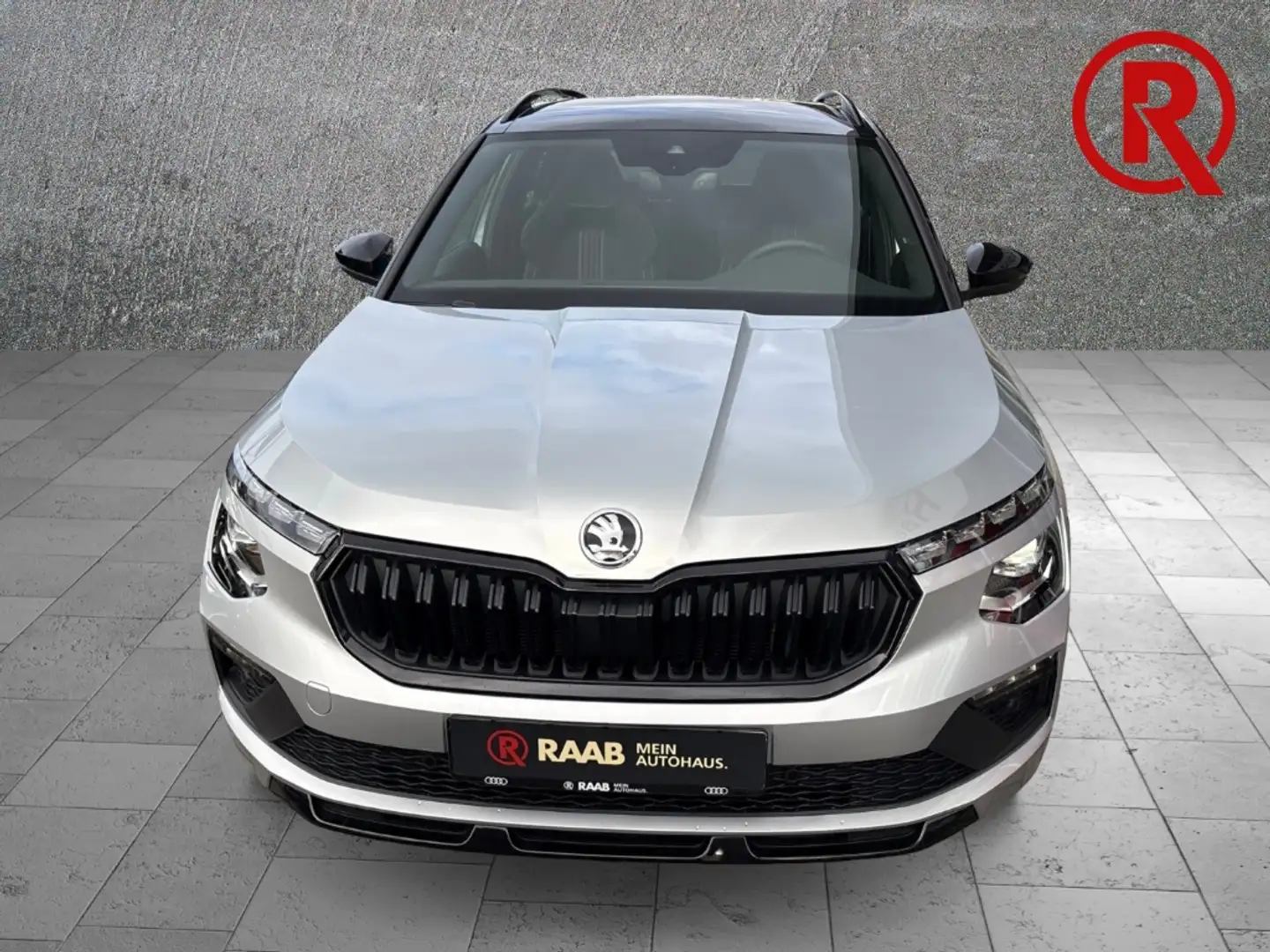 Skoda Kamiq Monte Carlo 1.5 TSI Panorama AHK-klappbar PDCv+h S Silber - 2