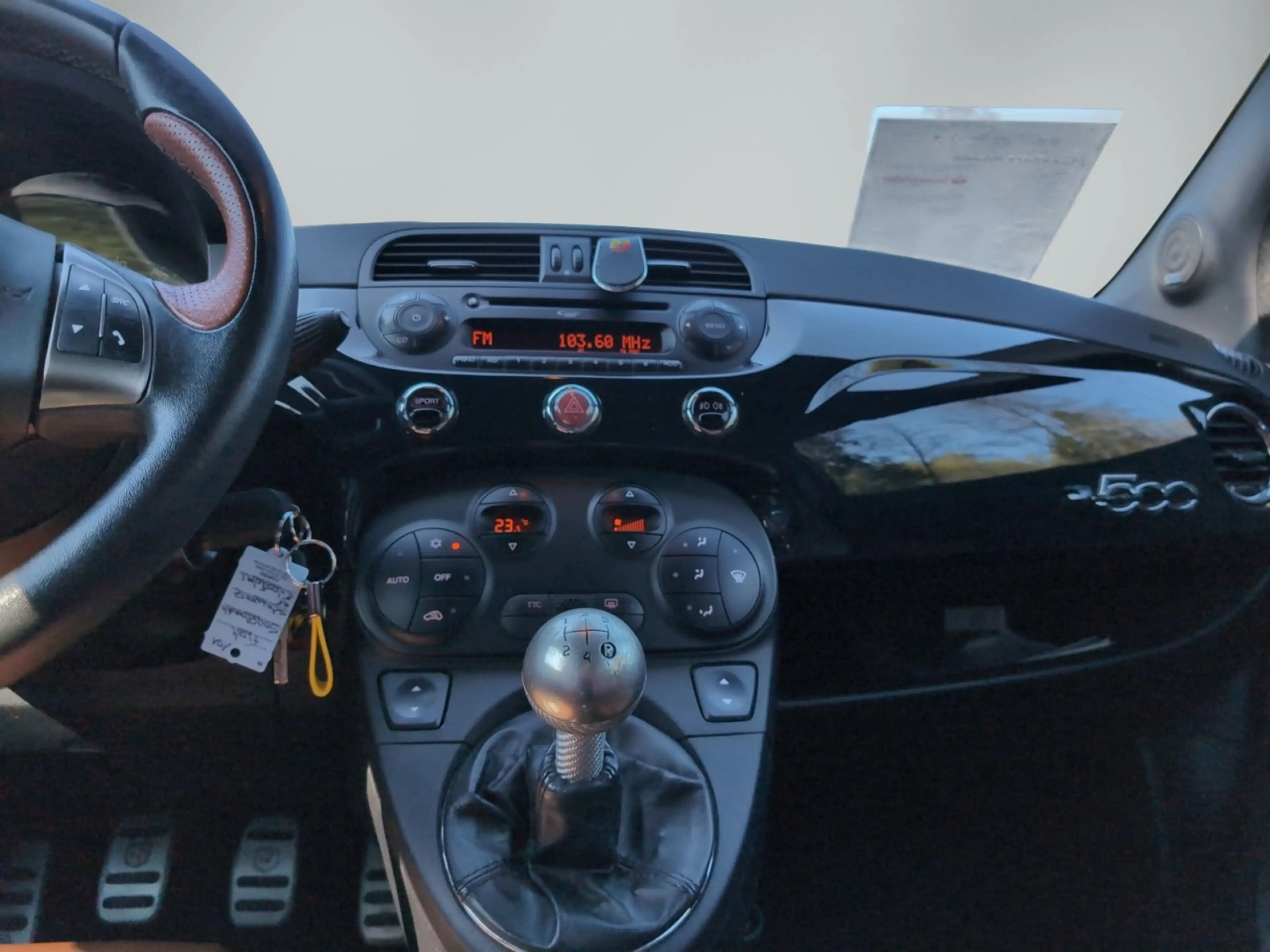 Abarth 500 1.4 595 Turismo Leder Einparkhilfe Klima Xenon — photo 8