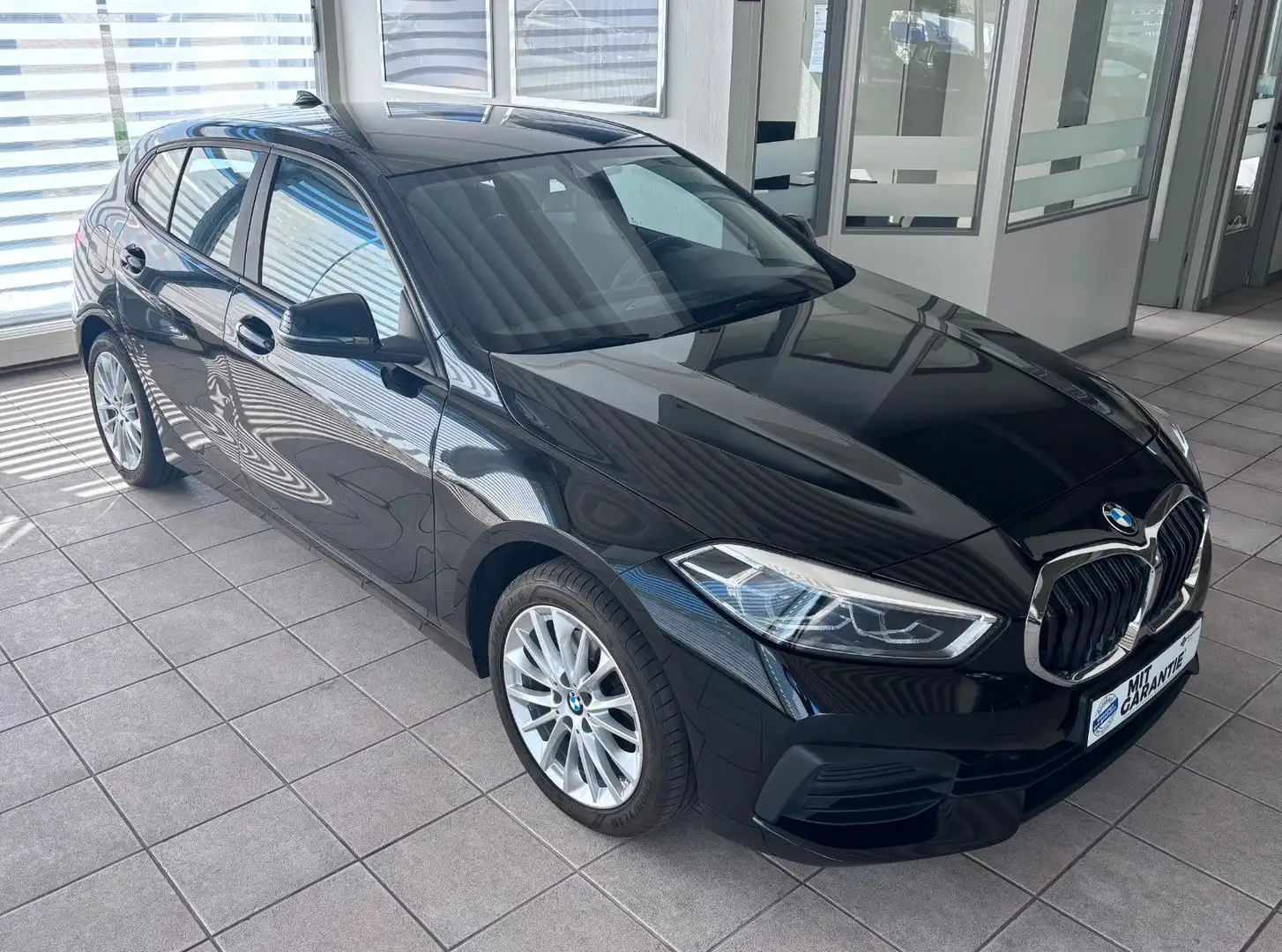 BMW 118 d Aut.HI-FI LED Comfort-Packet Unfallfrei Schwarz - 1