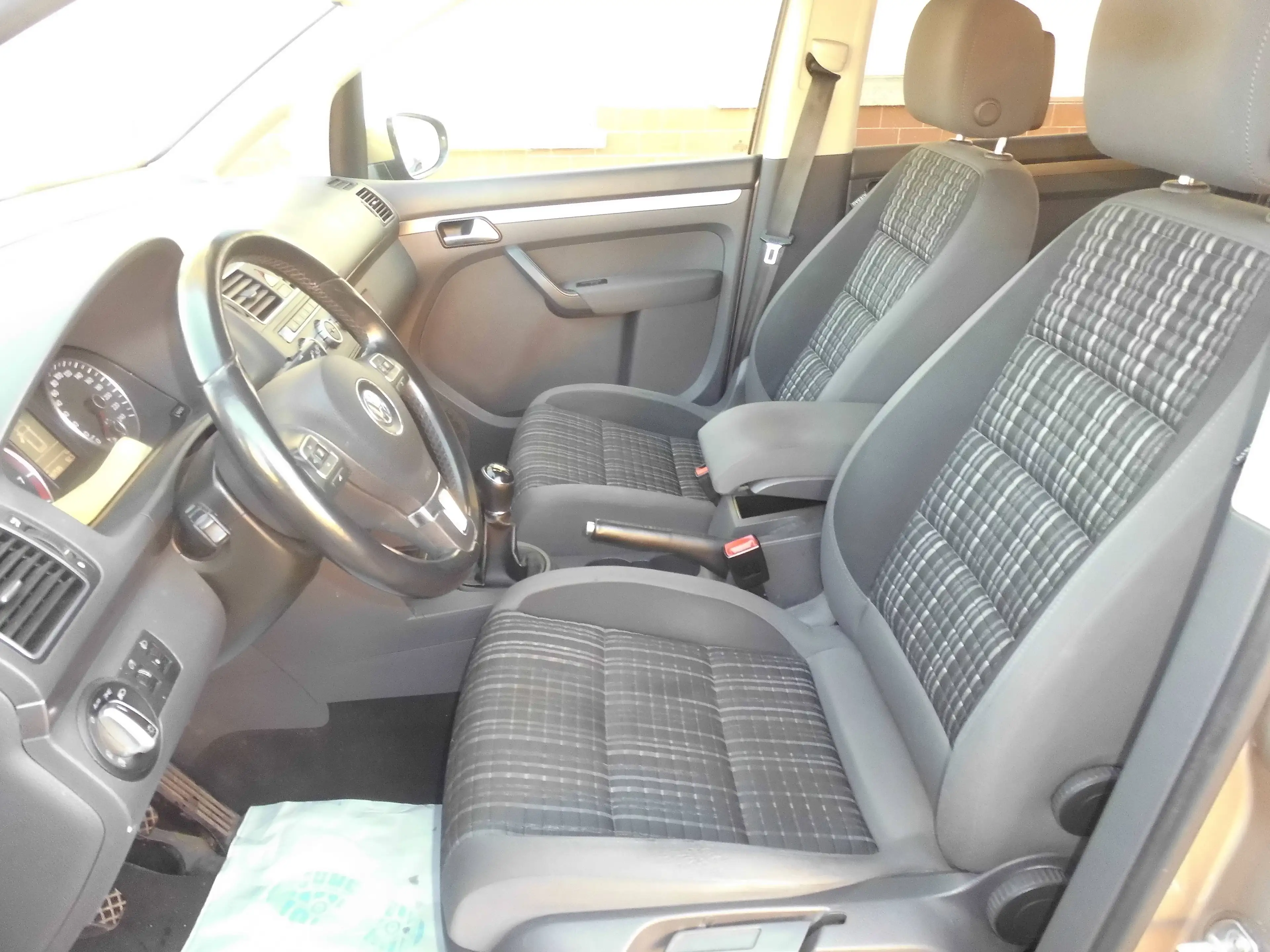 Volkswagen Cross Touran CrossTouran — photo 7