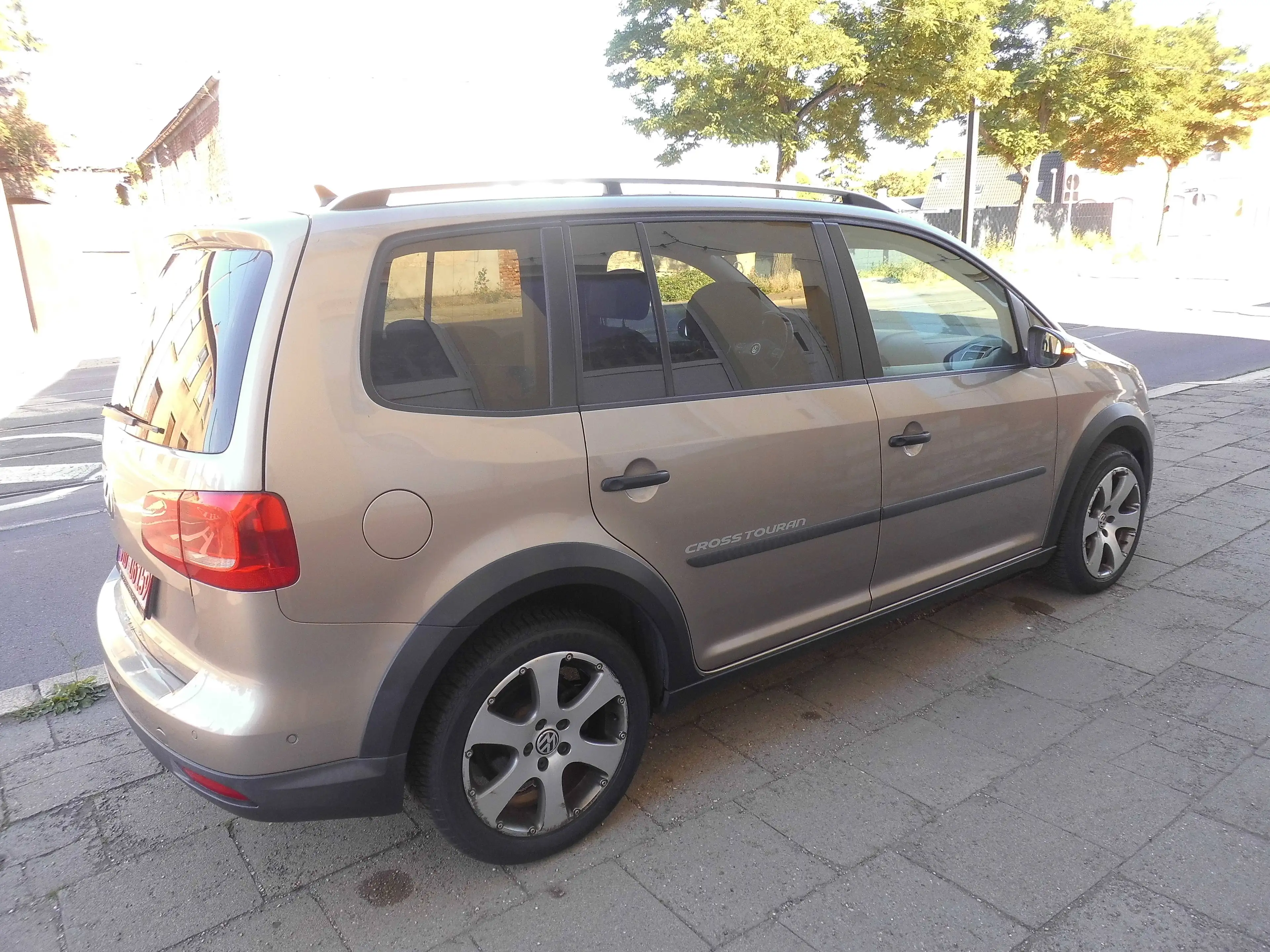 Volkswagen Cross Touran CrossTouran — photo 4
