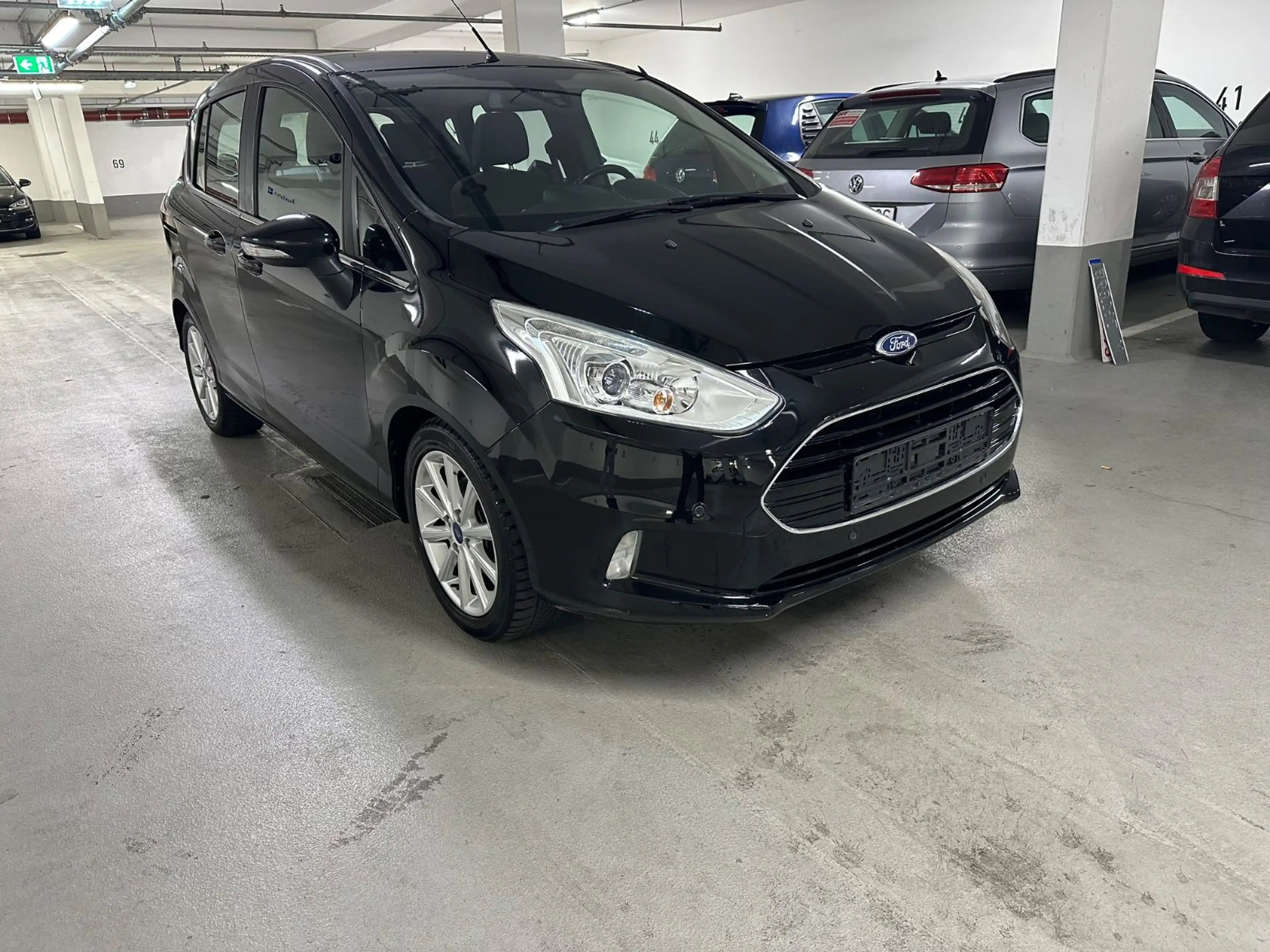 Ford B-Max B-MAX Titanium — photo 7