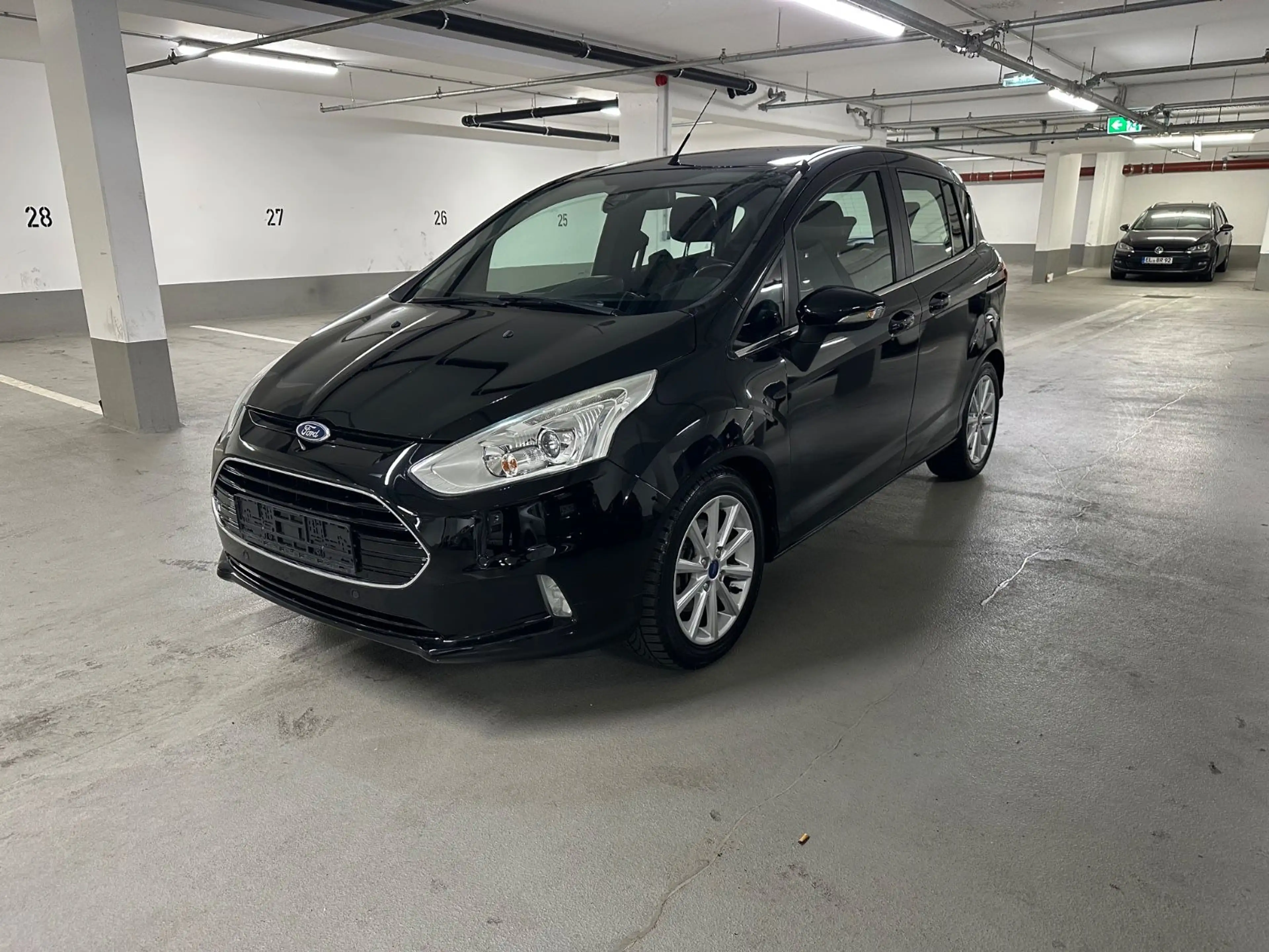 Ford B-Max B-MAX Titanium — photo 2