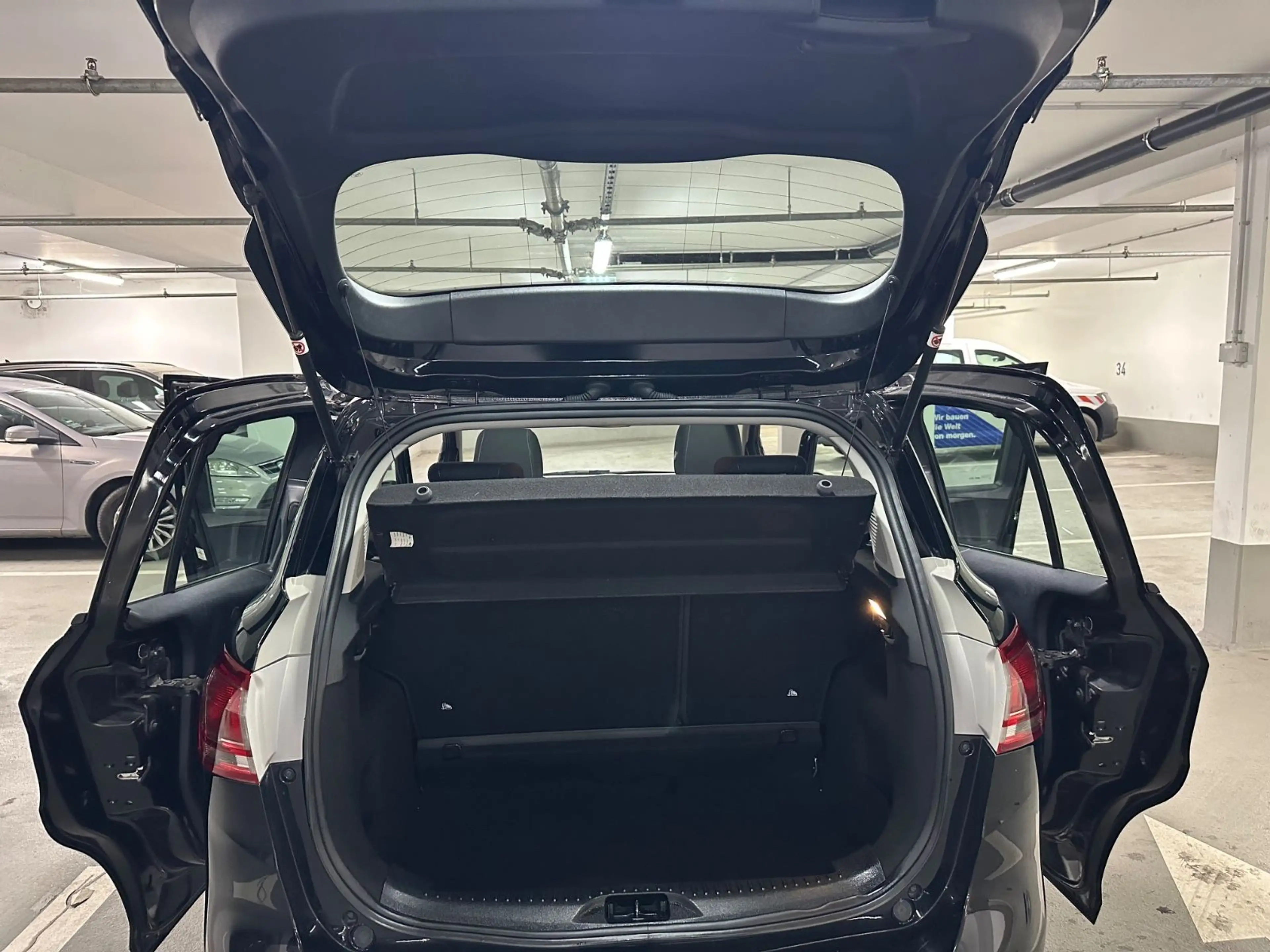 Ford B-Max B-MAX Titanium — photo 15