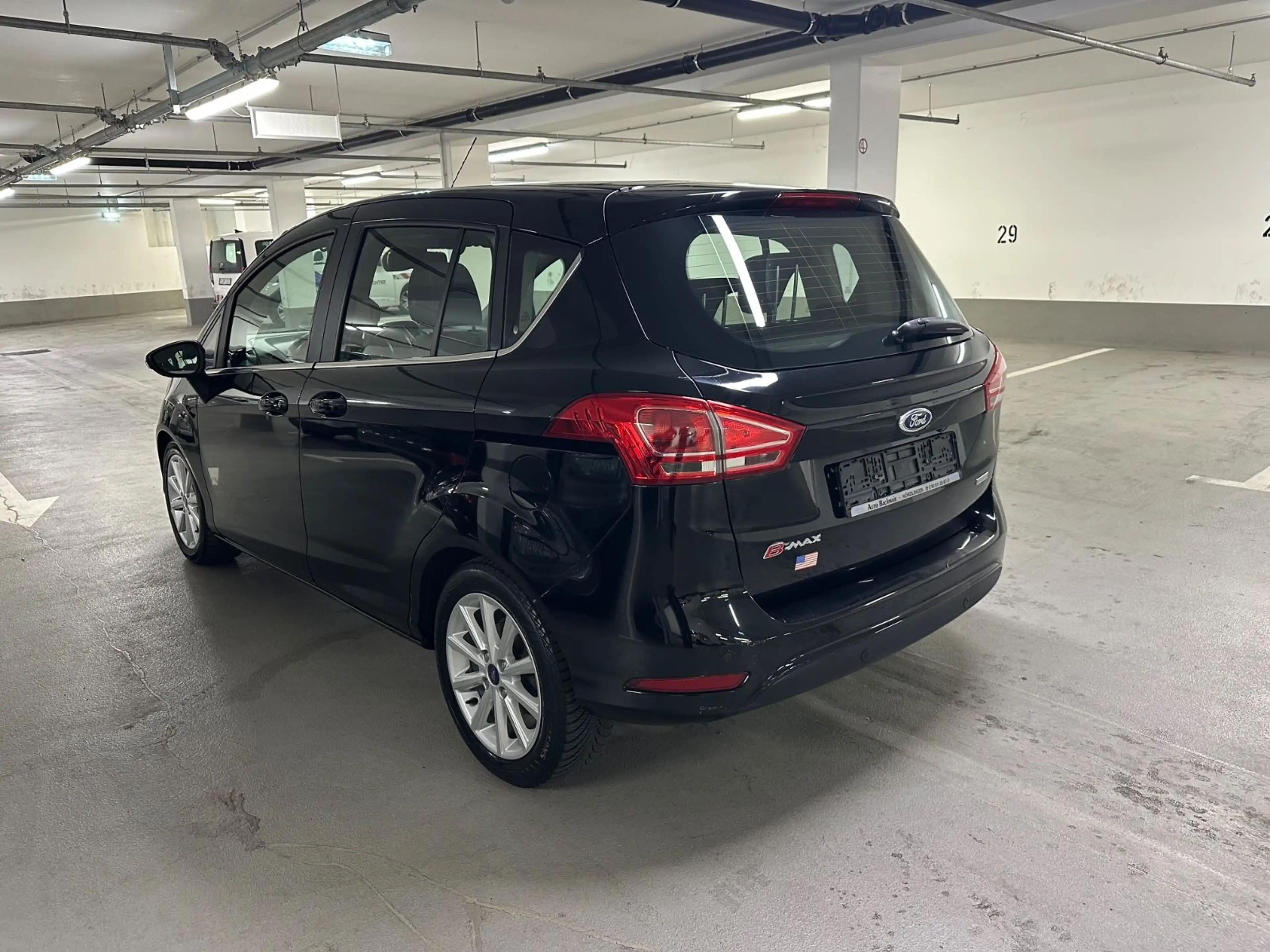 Ford B-Max B-MAX Titanium — photo 4