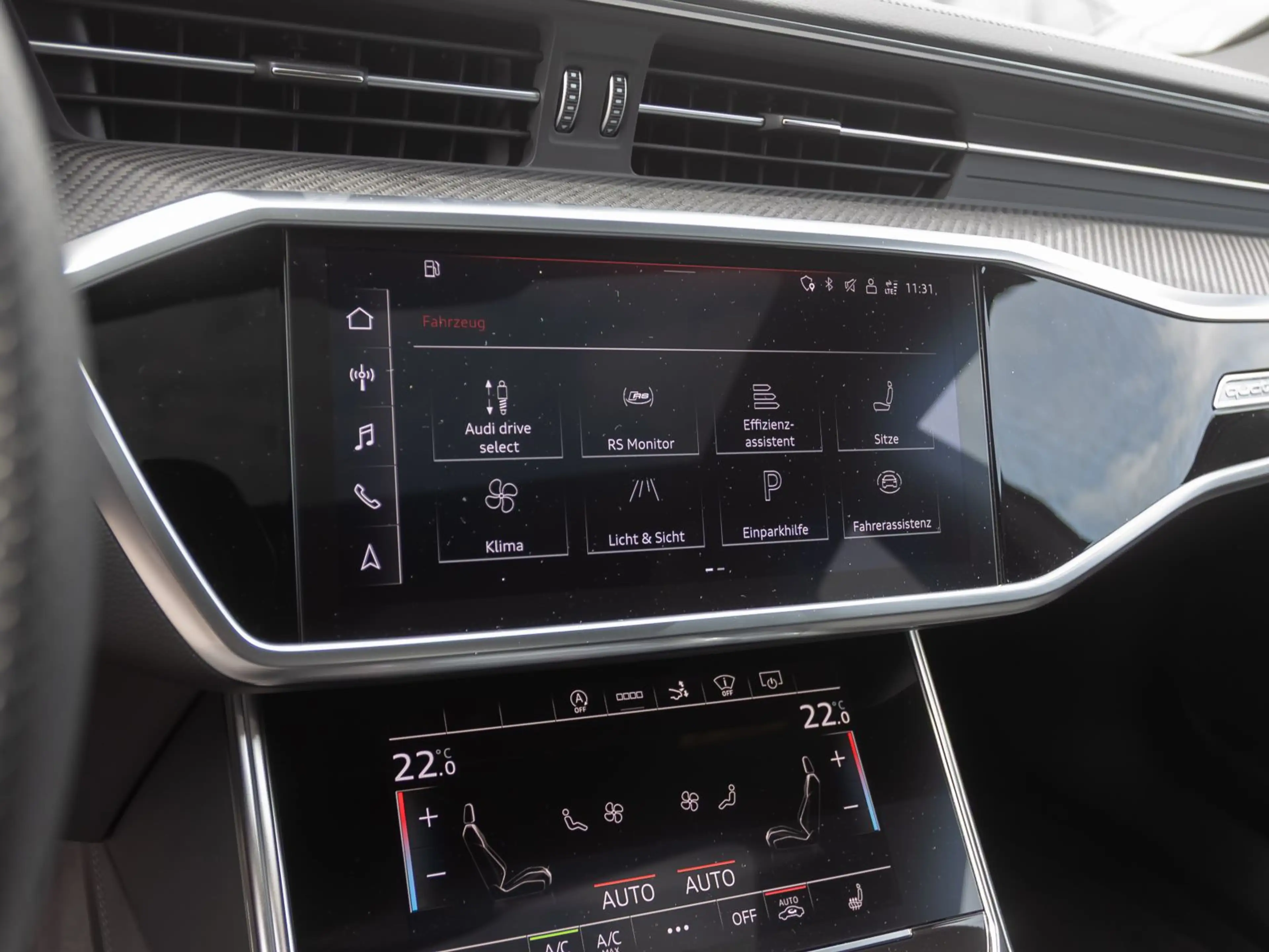 Audi RS7 RS7 Sportback Navi LED HuD Luftfederung Panorama — photo 18