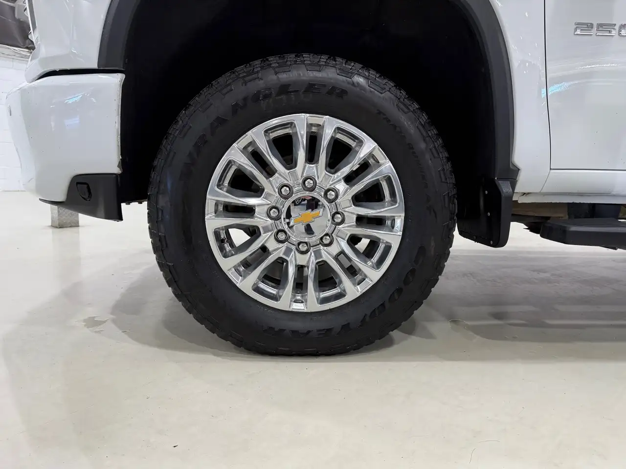 Chevrolet Silverado 2500 снимка Chevrolet Silverado 2500