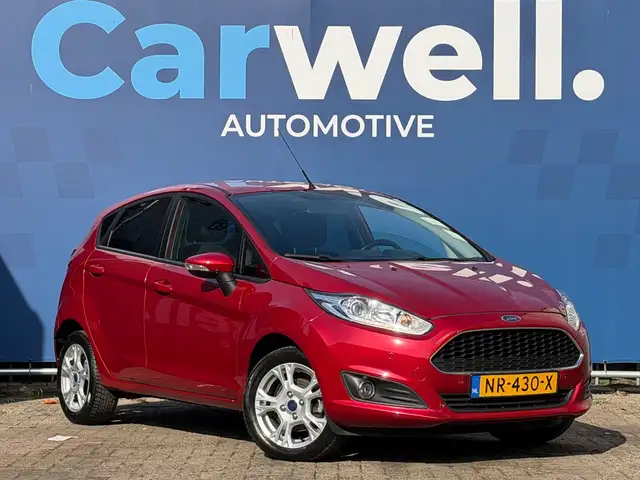 Ford Fiesta view 3