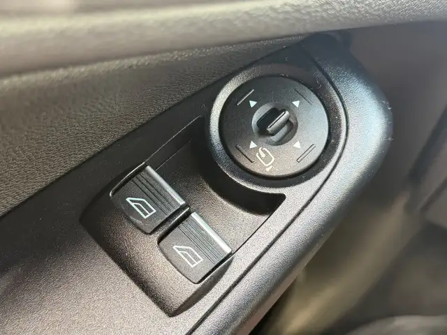Ford Fiesta view 25
