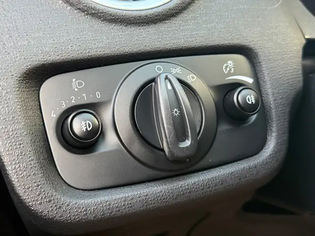 Ford Fiesta view 28