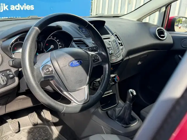 Ford Fiesta view 26